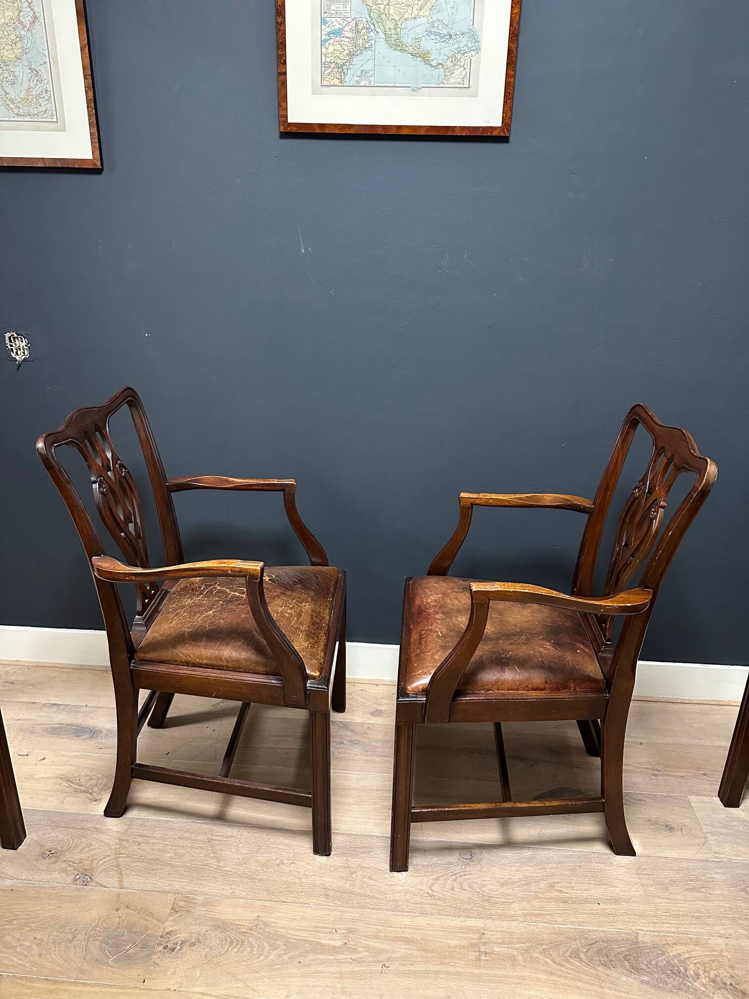 set of 6 dining chairs
