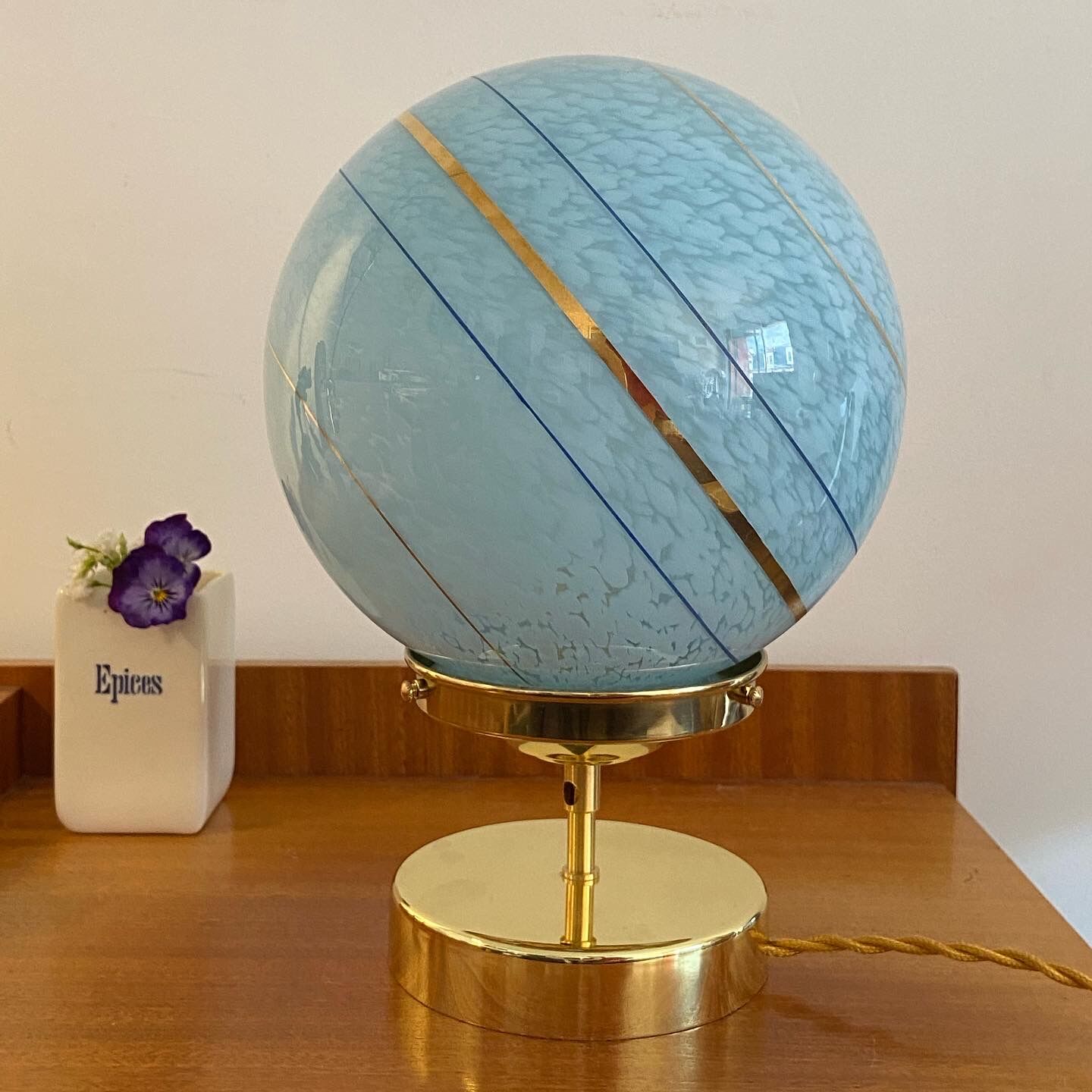Lampe à poser verre de clichy bleu