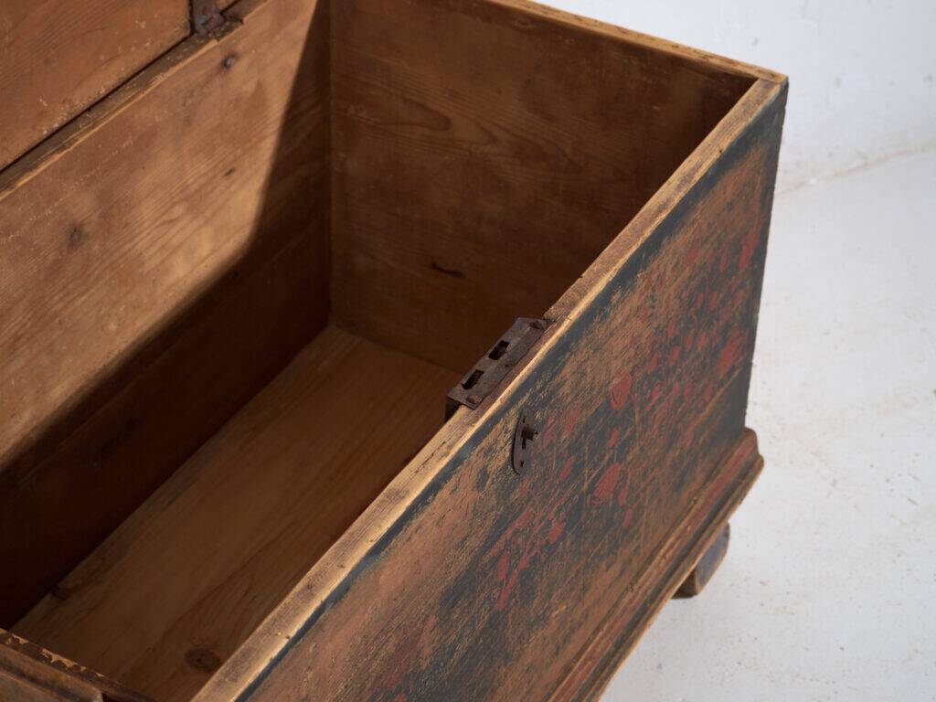 Antique folk art pine chest – Central Europe (c. 1900–1920)