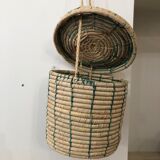Wicker basket to hang