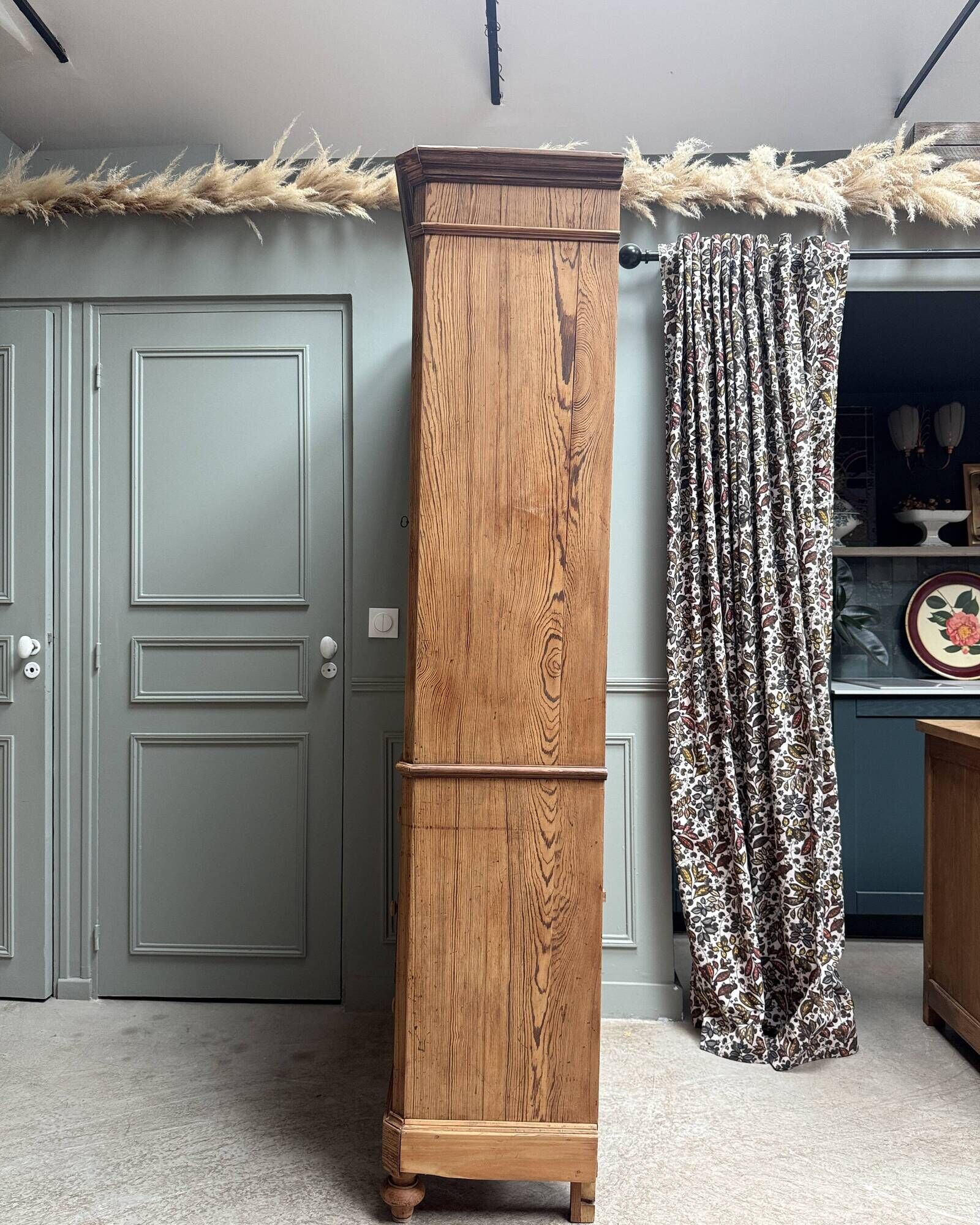 Louis Philippe wardrobe in solid pine (renovated)
