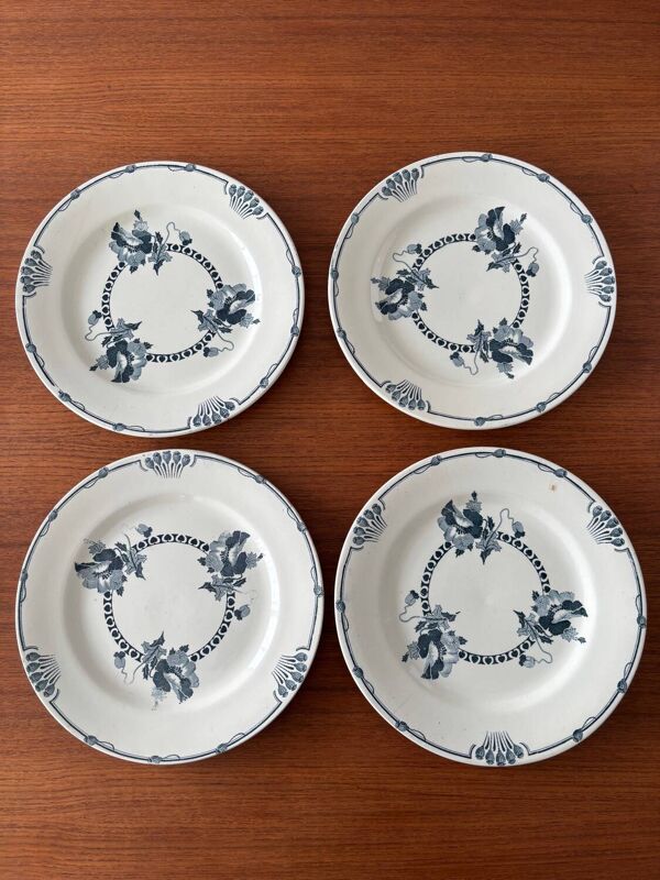 Lot de 4 assiettes anciennes Salins modèle Regina en terre de fer bleue
