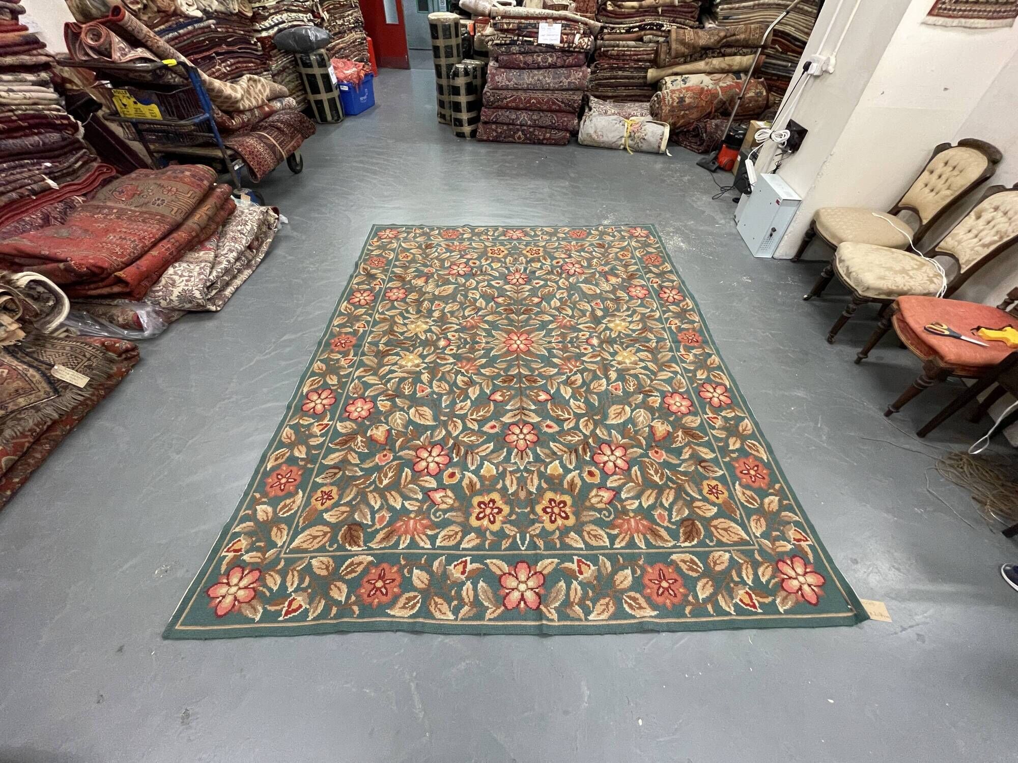 Large Floral Needlepoint Rug 217x277cm Teal Green Traditional Flatweave Carpet