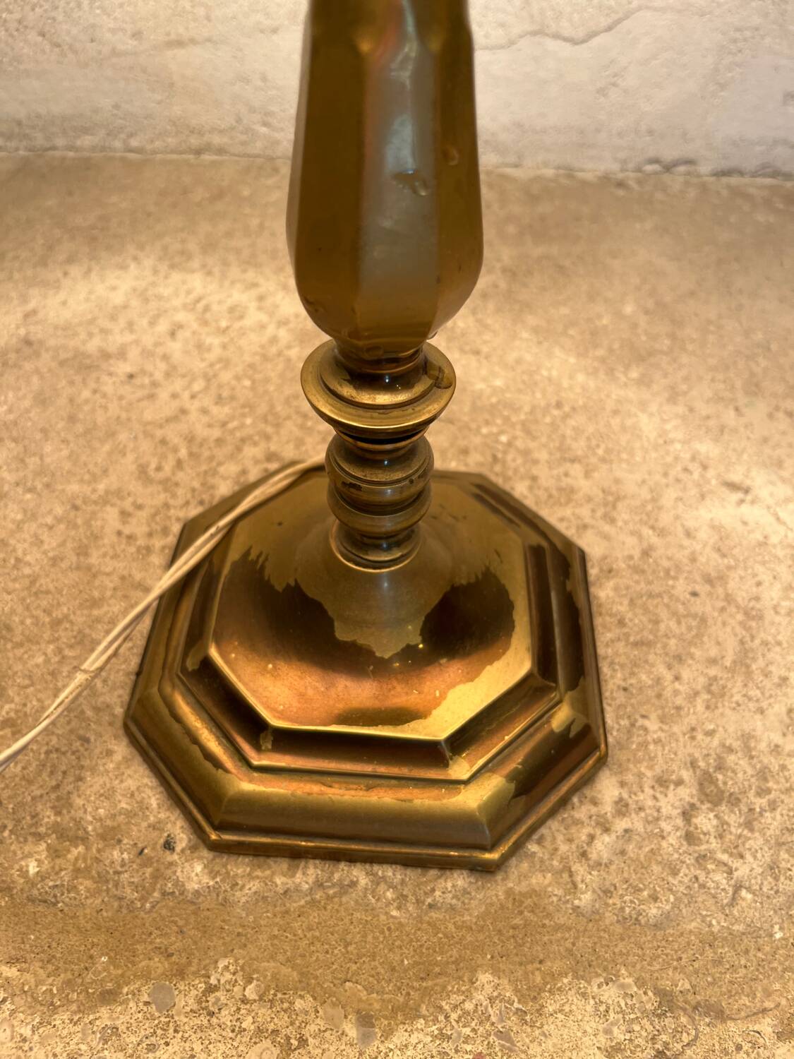 Vintage 1950 brass lamp