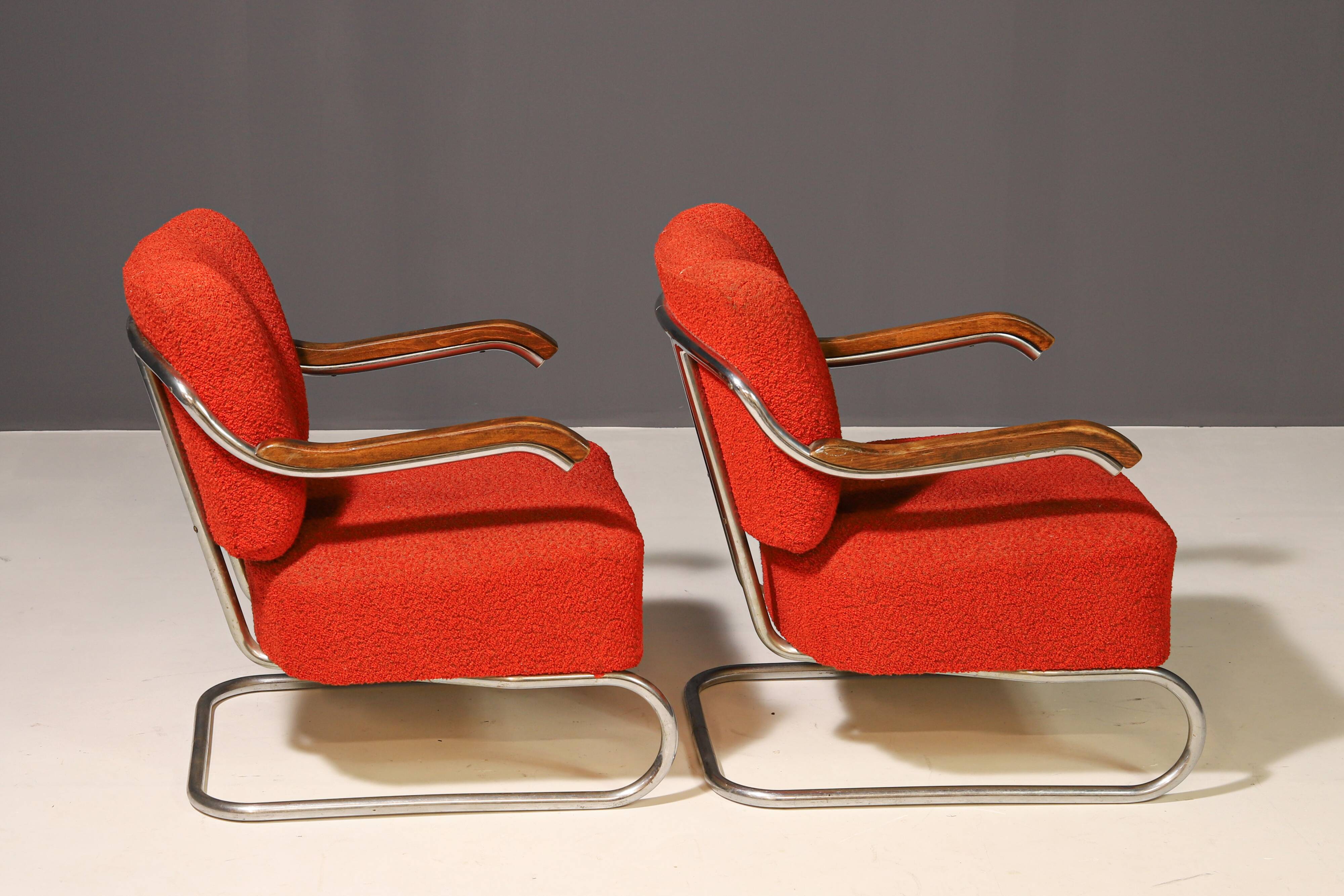 Pair of Bauhaus cantilever armchairs | Thonet, 1930s