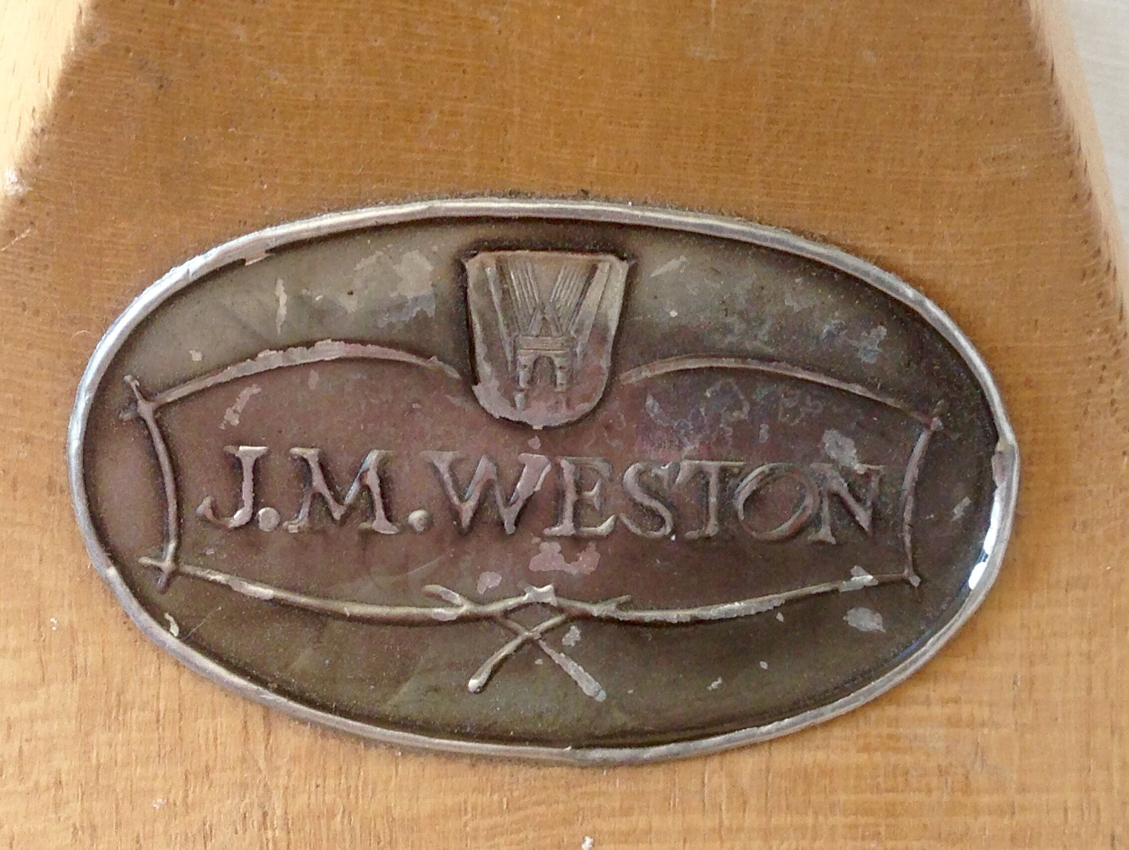 Pair of shoe trees Weston wooden