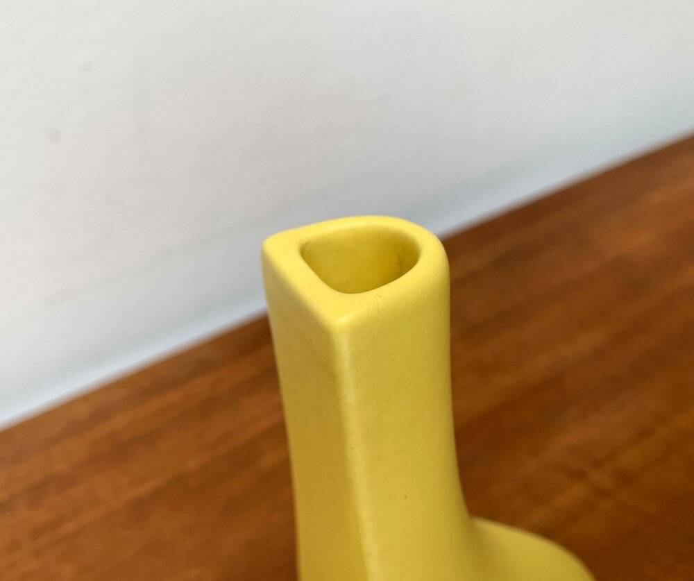 Set of 2 minimalist postmodern Italian vases by Bel Mondo, 1980s.