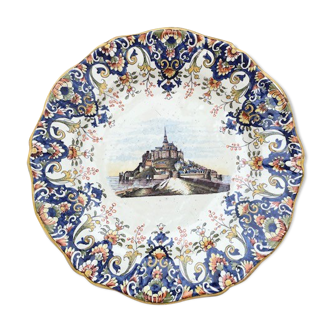 Plat de décoration en faience de Desvre decor peint main Mont Saint Michel