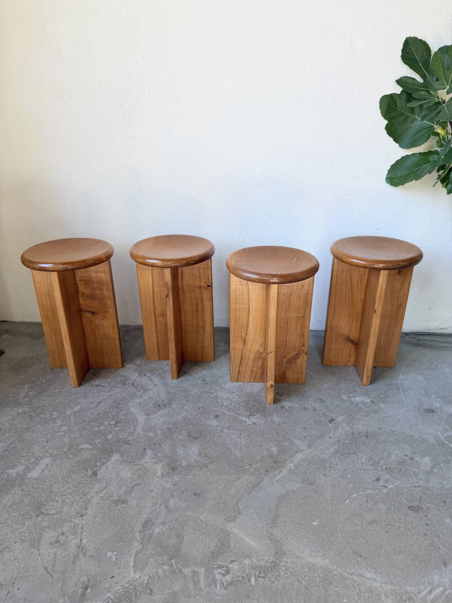 Set of 4 oak stools from the 1950s, constructivist style.