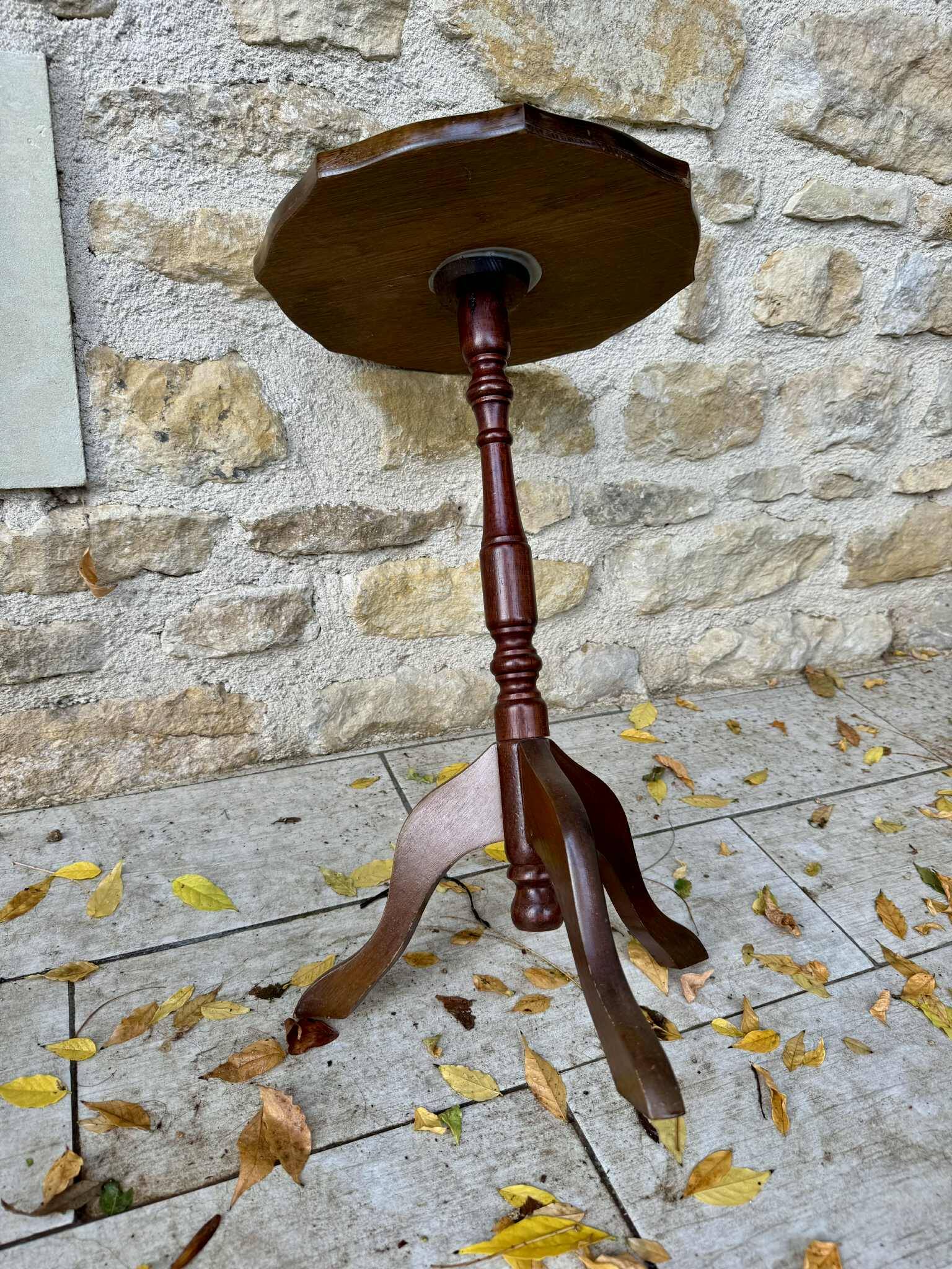 British Empire style pedestal table