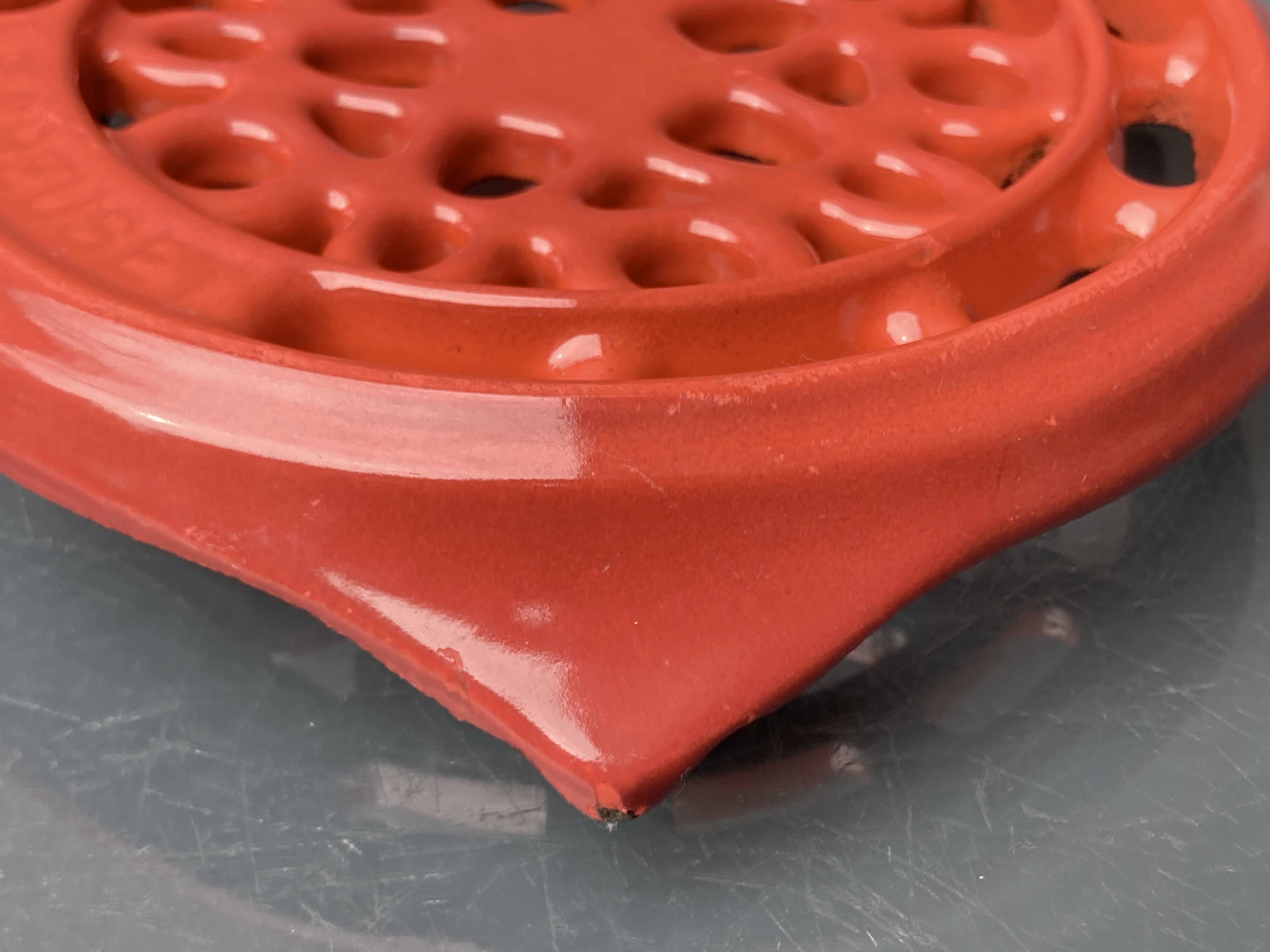 Bottle rest Le Creuset France