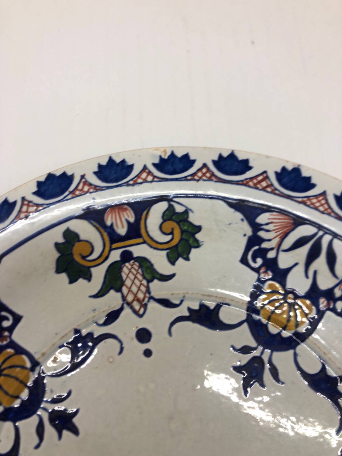 Gien earthenware plate, late 19th century