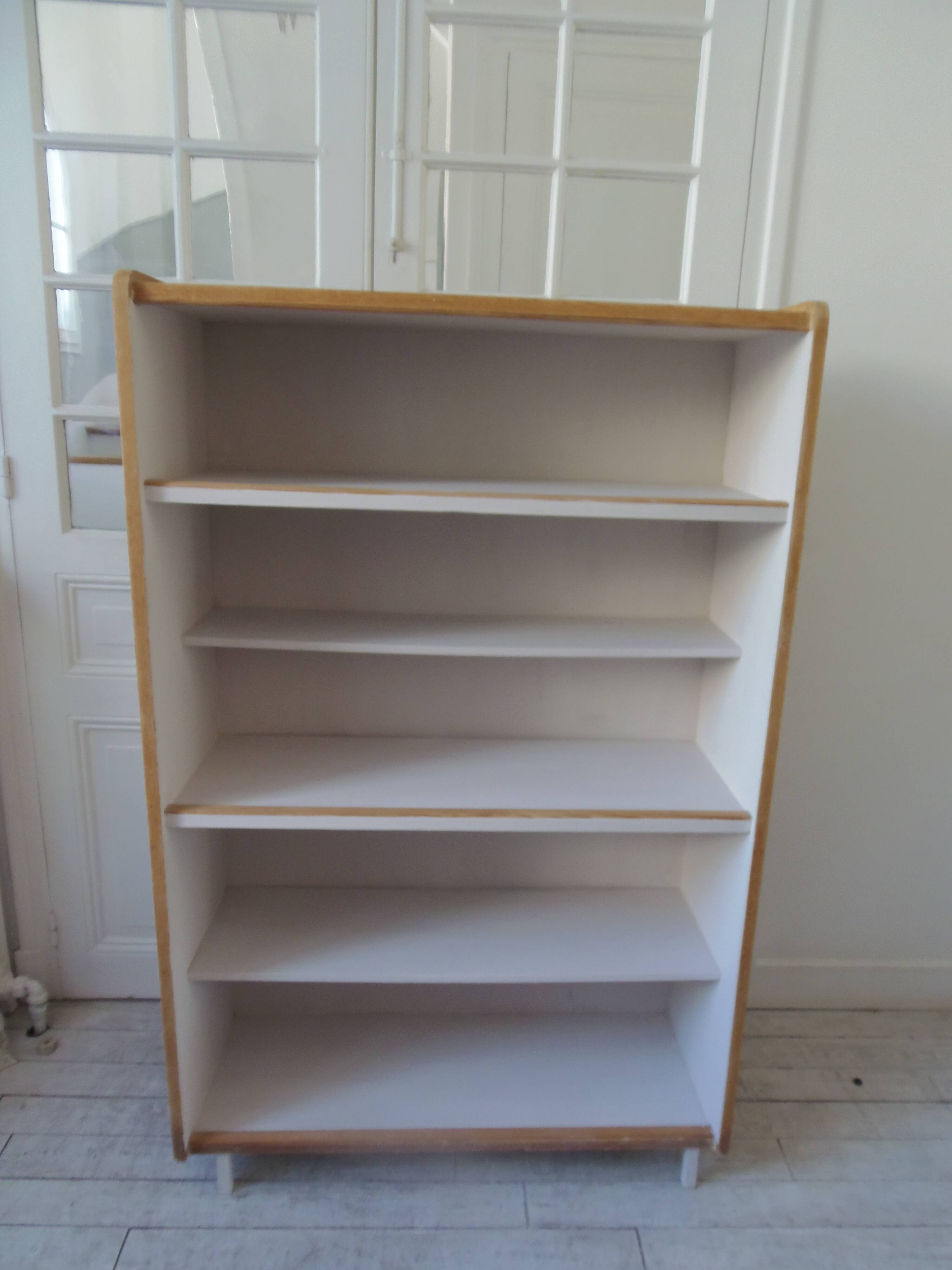 Vintage bookshelf in oak veneer, pearl grey interior, metal legs.