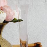 Pink glass soliflore