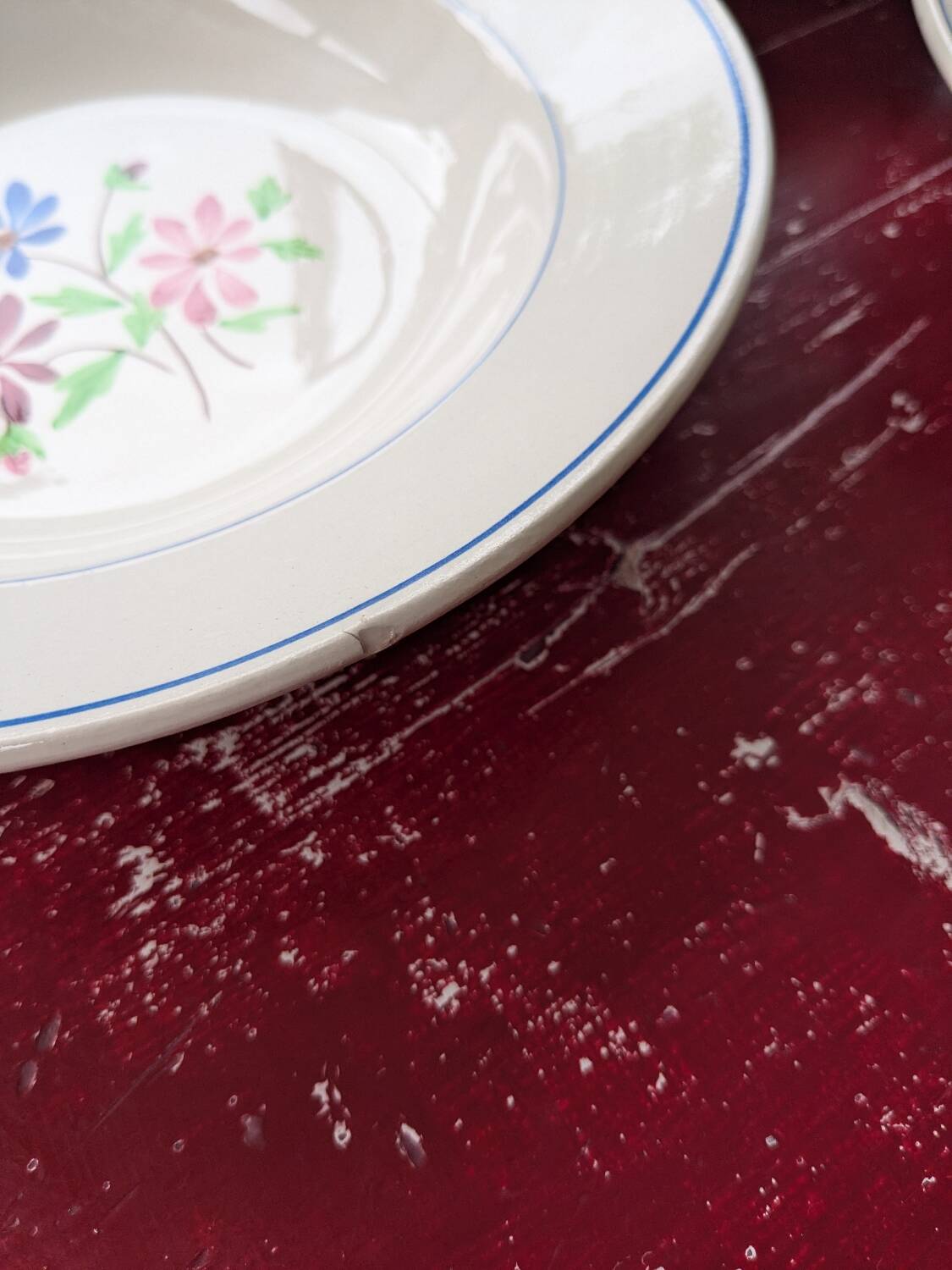 Set of 12 VF Paris soup plates