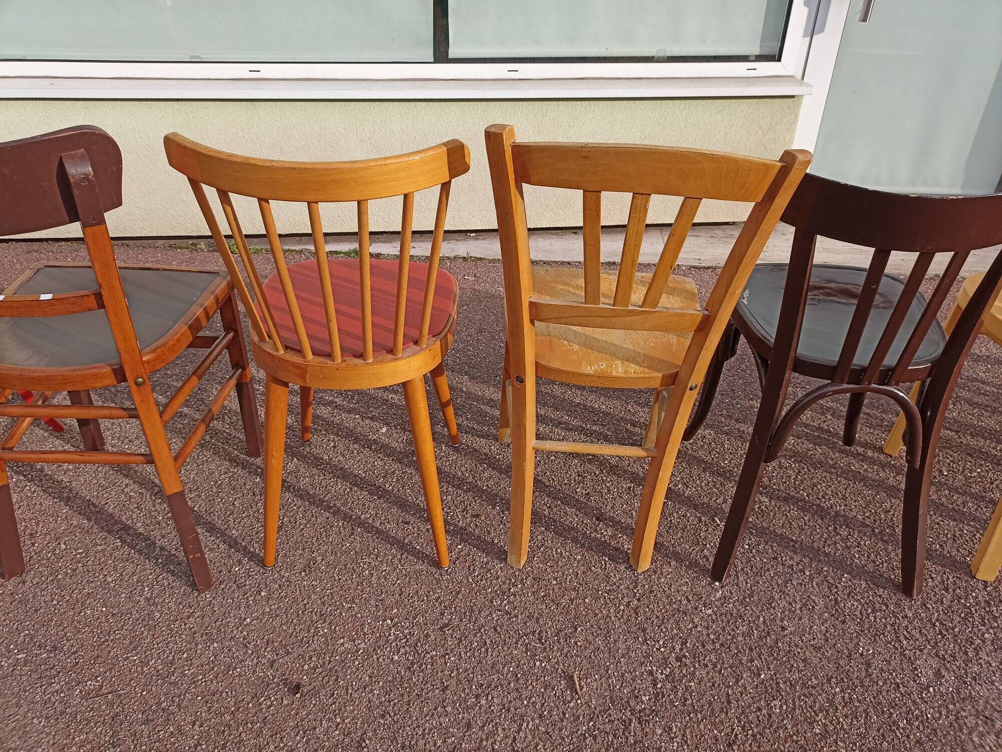 Set of 8 wooden bistro chairs bar mismatched