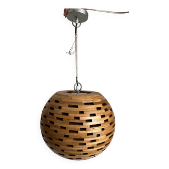 Suspension design in solid wood, ball shape, vintage One World lighting fixture diam: 36cm