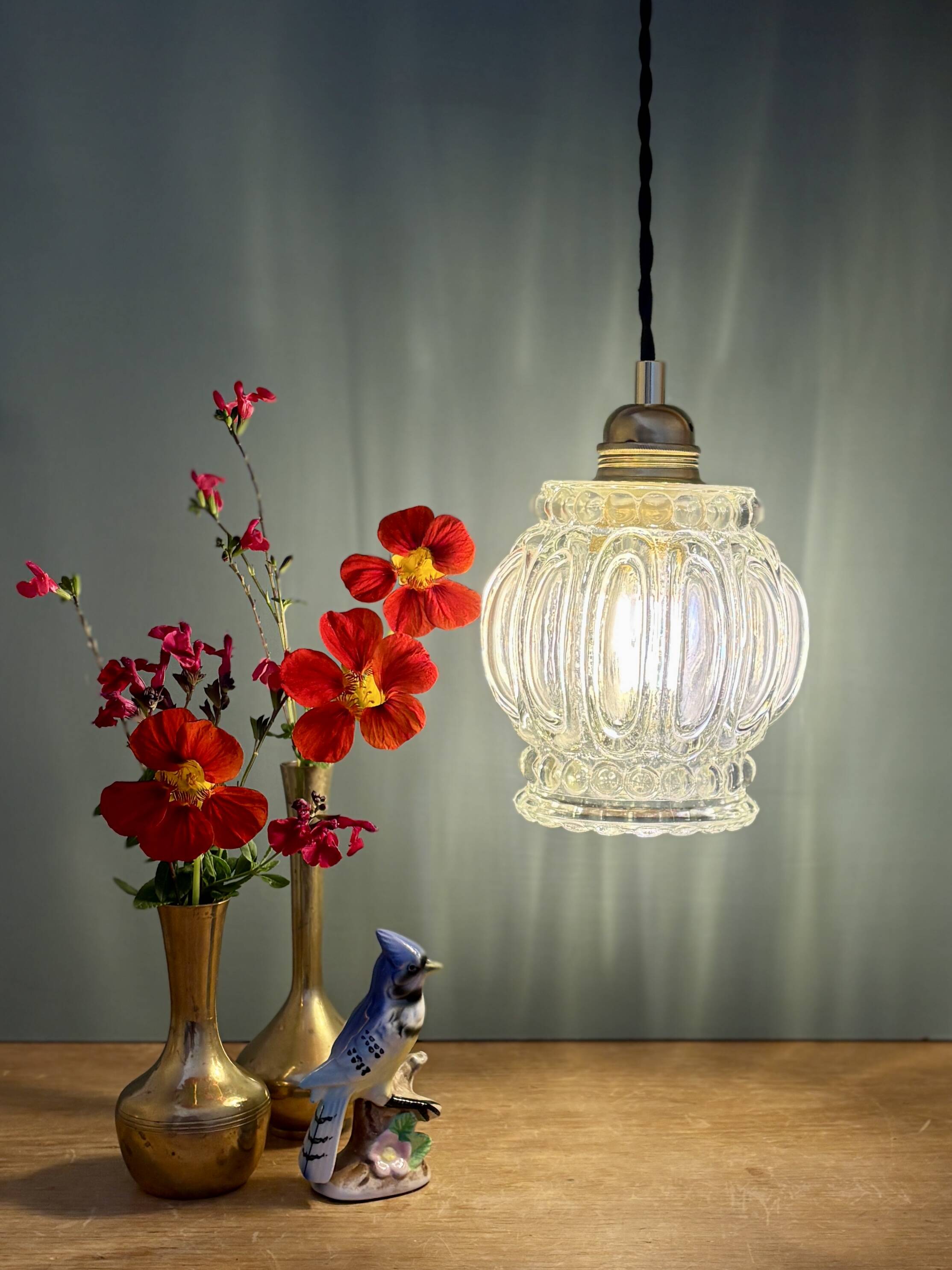 Suspension globe vintage en verre