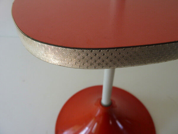 Ashtray on foot 50 metal and pink formica board, silver field