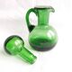 Pichet fiole de chimie en verre vert