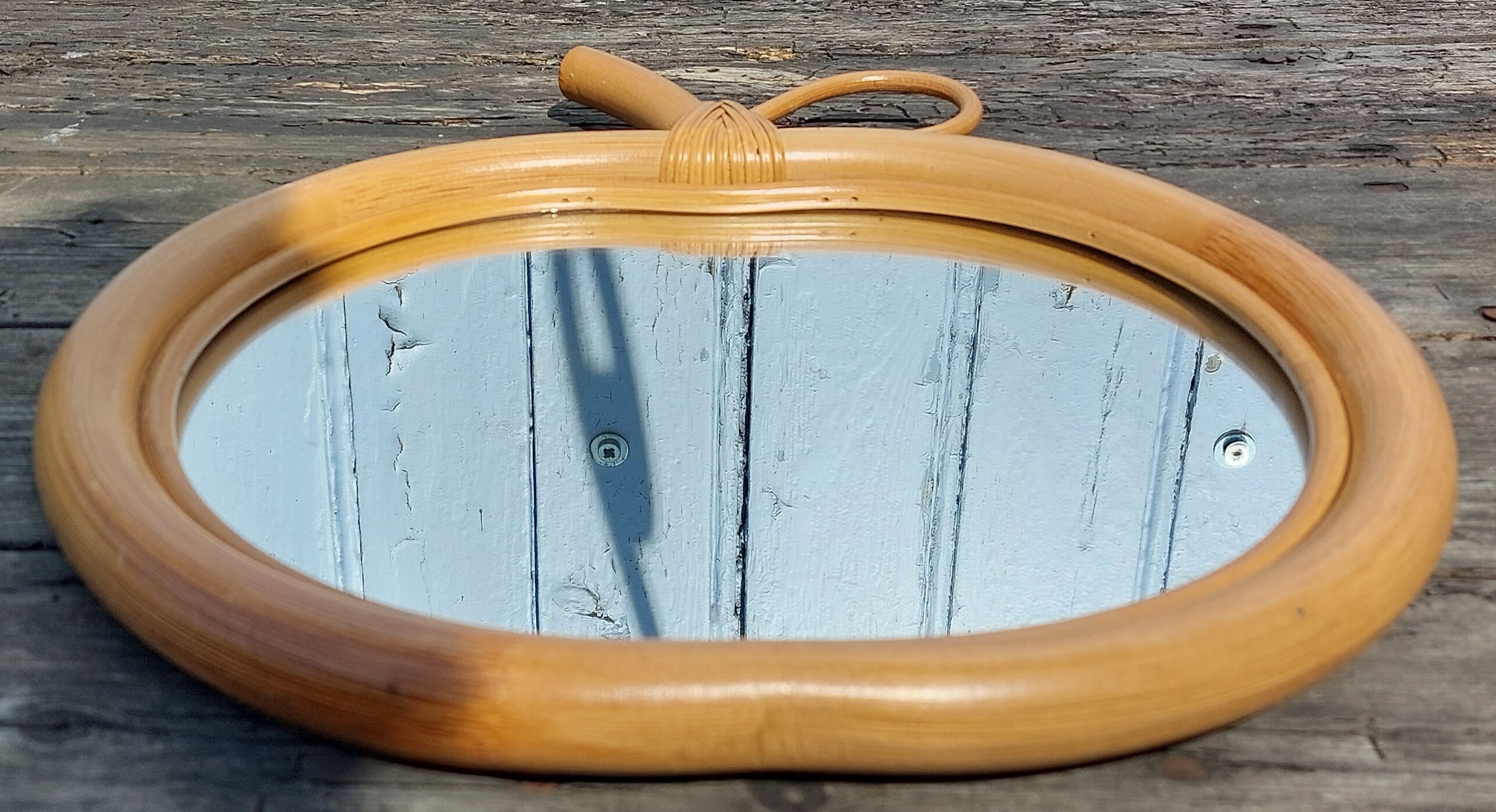Rattan mirror apple 35x32cm