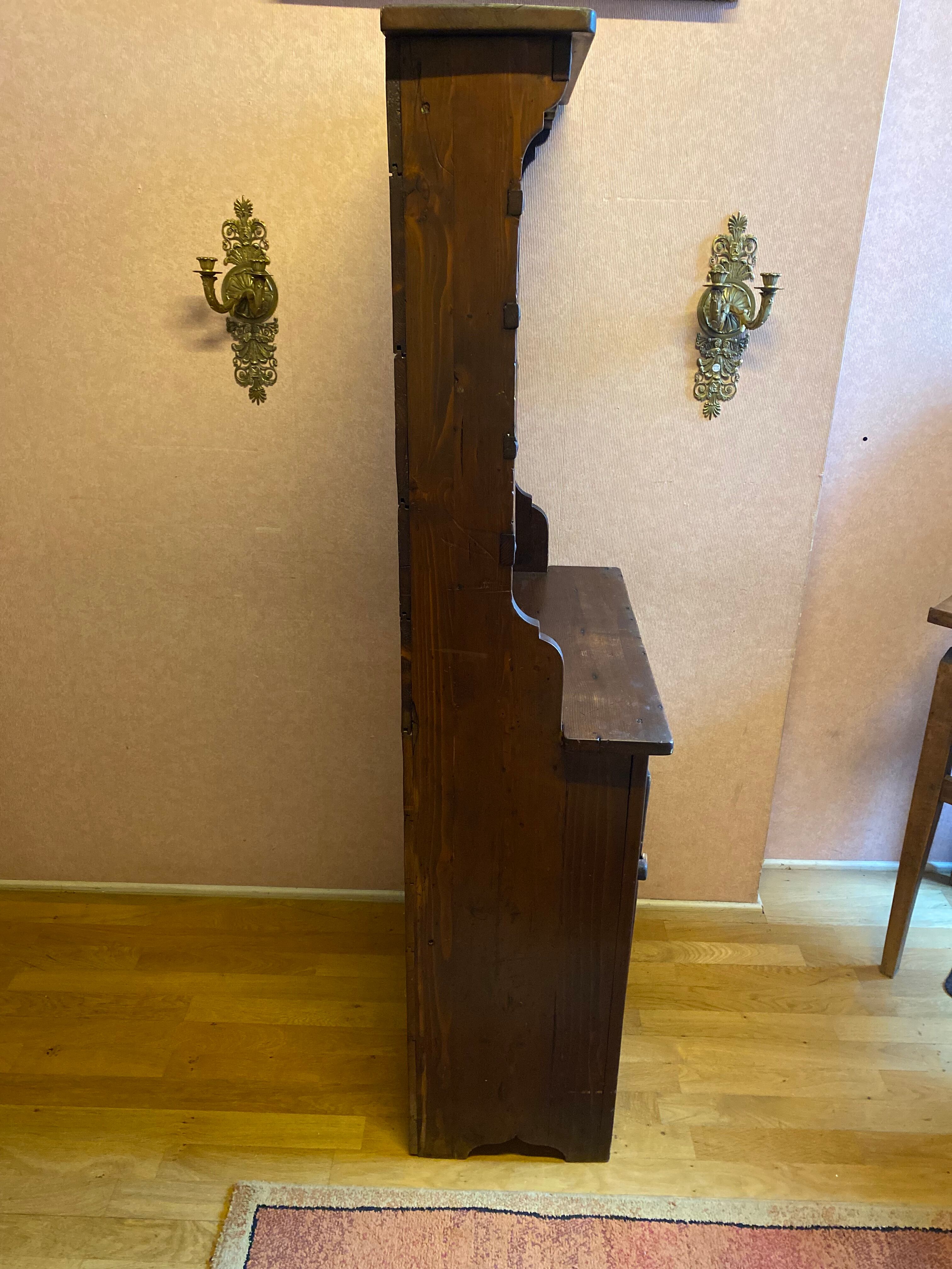 Savoyard fir dresser
