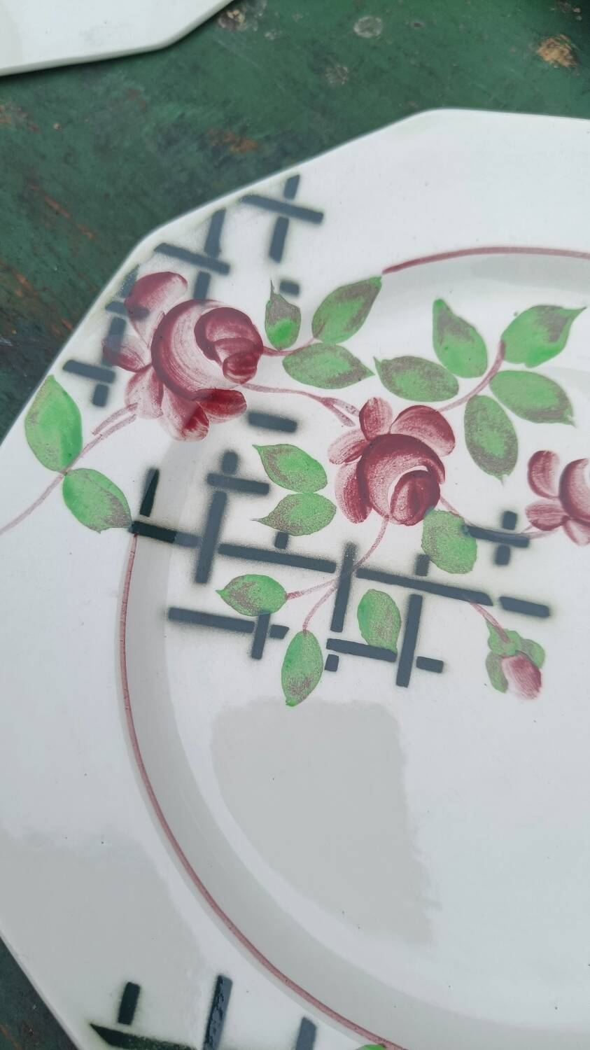 Iron earth dessert plates