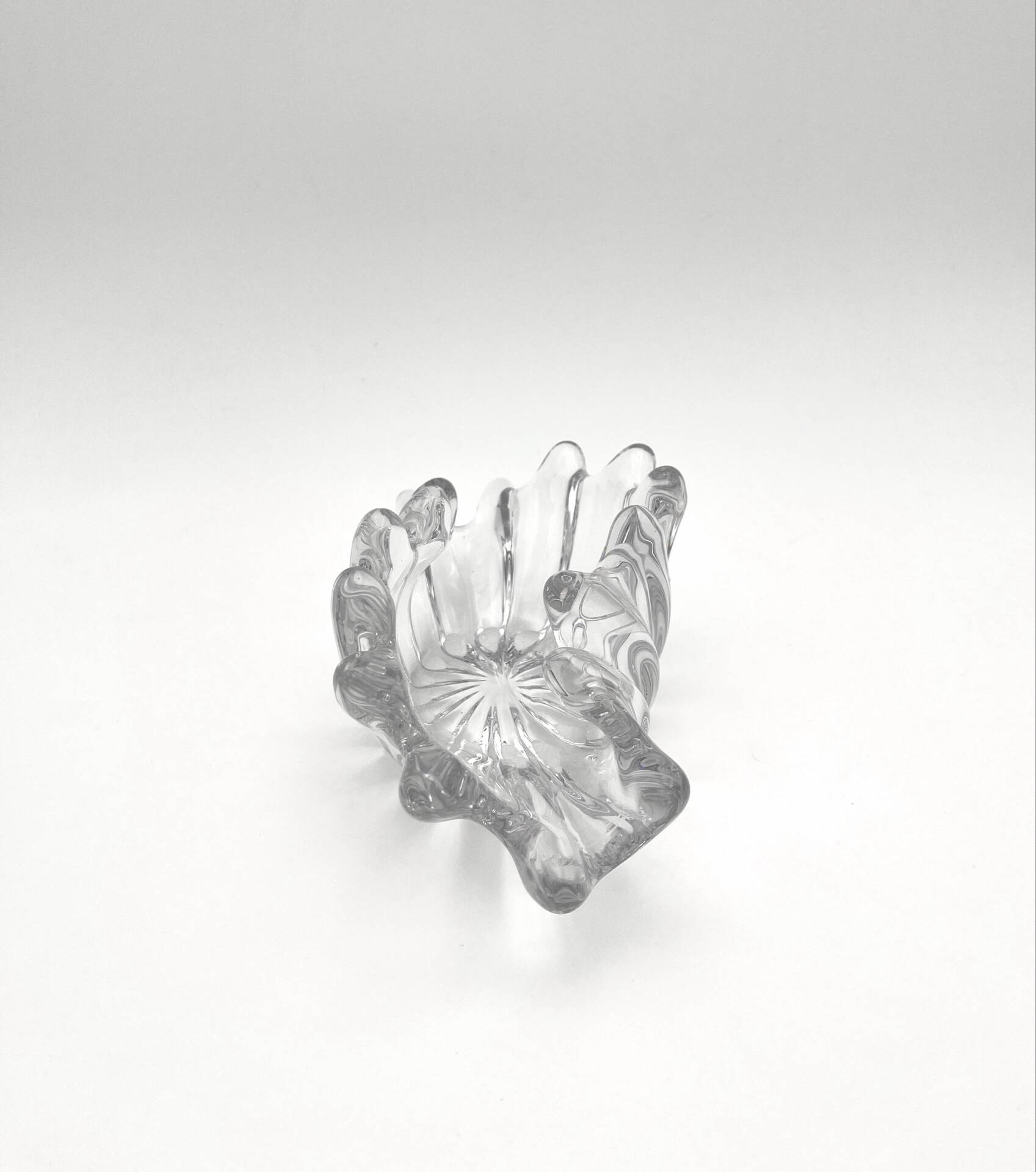 Ouraline Coupe Blown Glass Bohemia Shell Sculpture 1950