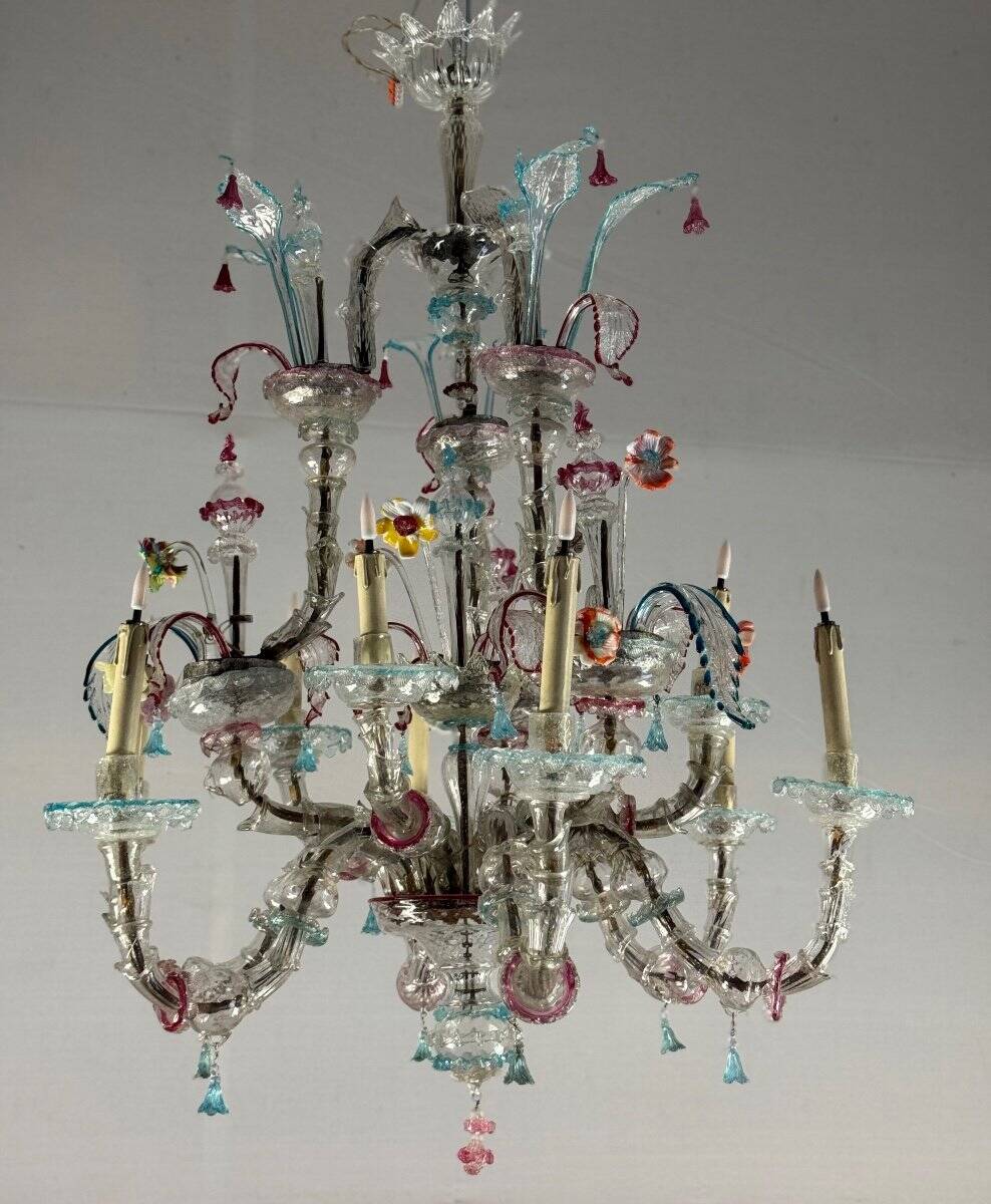 Rezzonico Venetian chandelier in multicolored Murano glass, 12 light arms, circa 1900