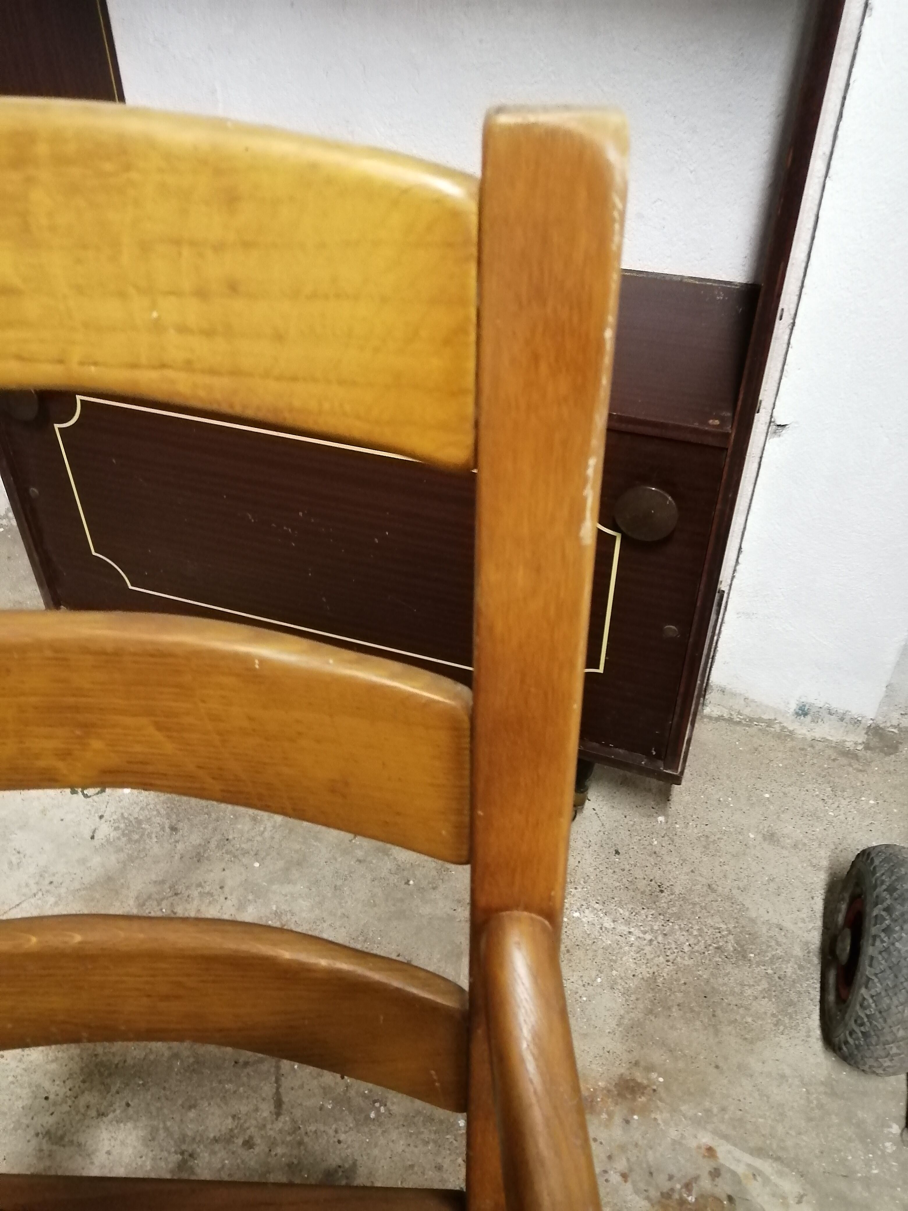 Country armchair in solid oak