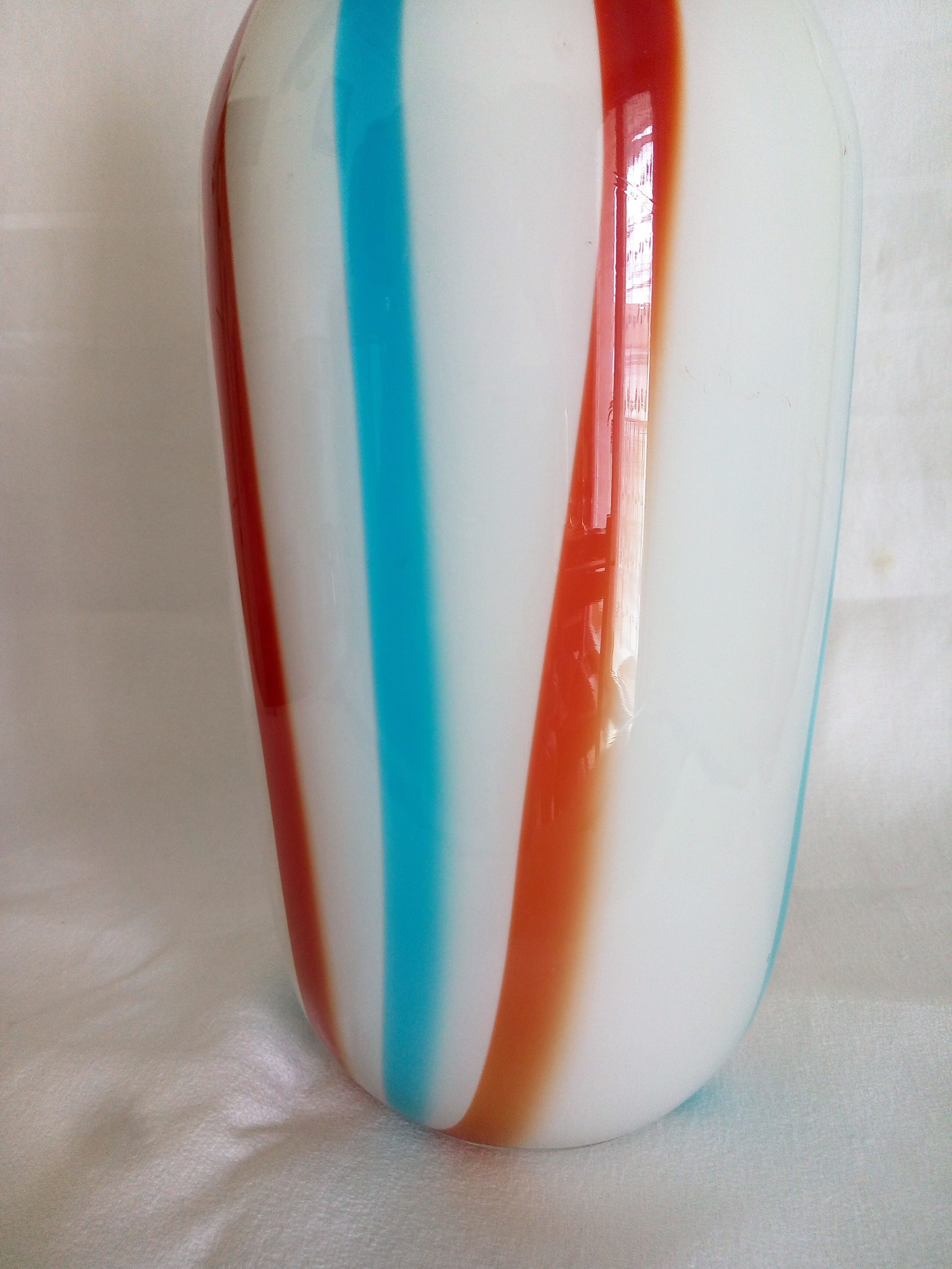 Carlo Moretti vase murano glass blown to the mouth, bottle shape