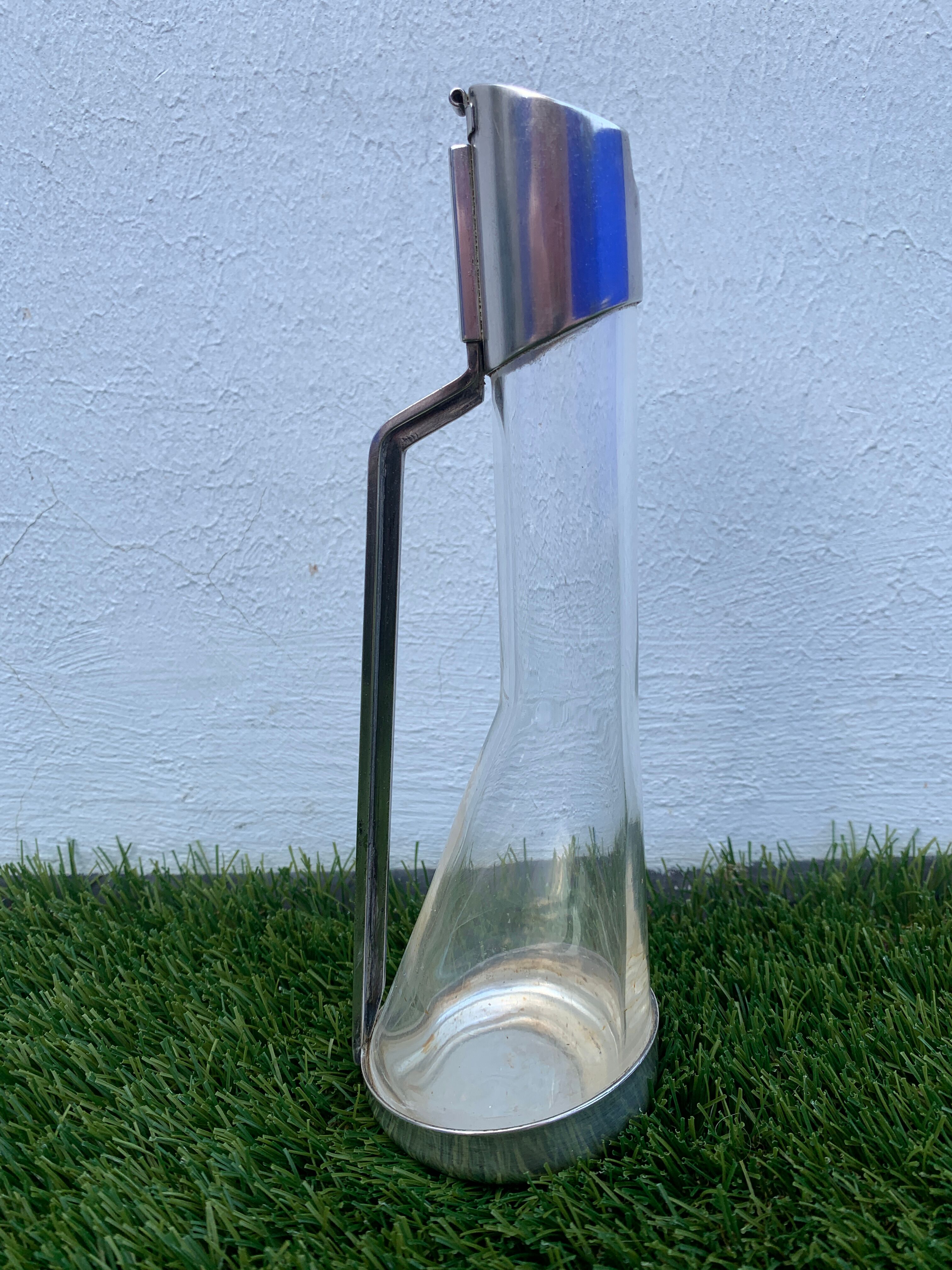 Oil and vinegar, stainless steel, Italian industrial design Achille Castiglioni, Alessi, 1984