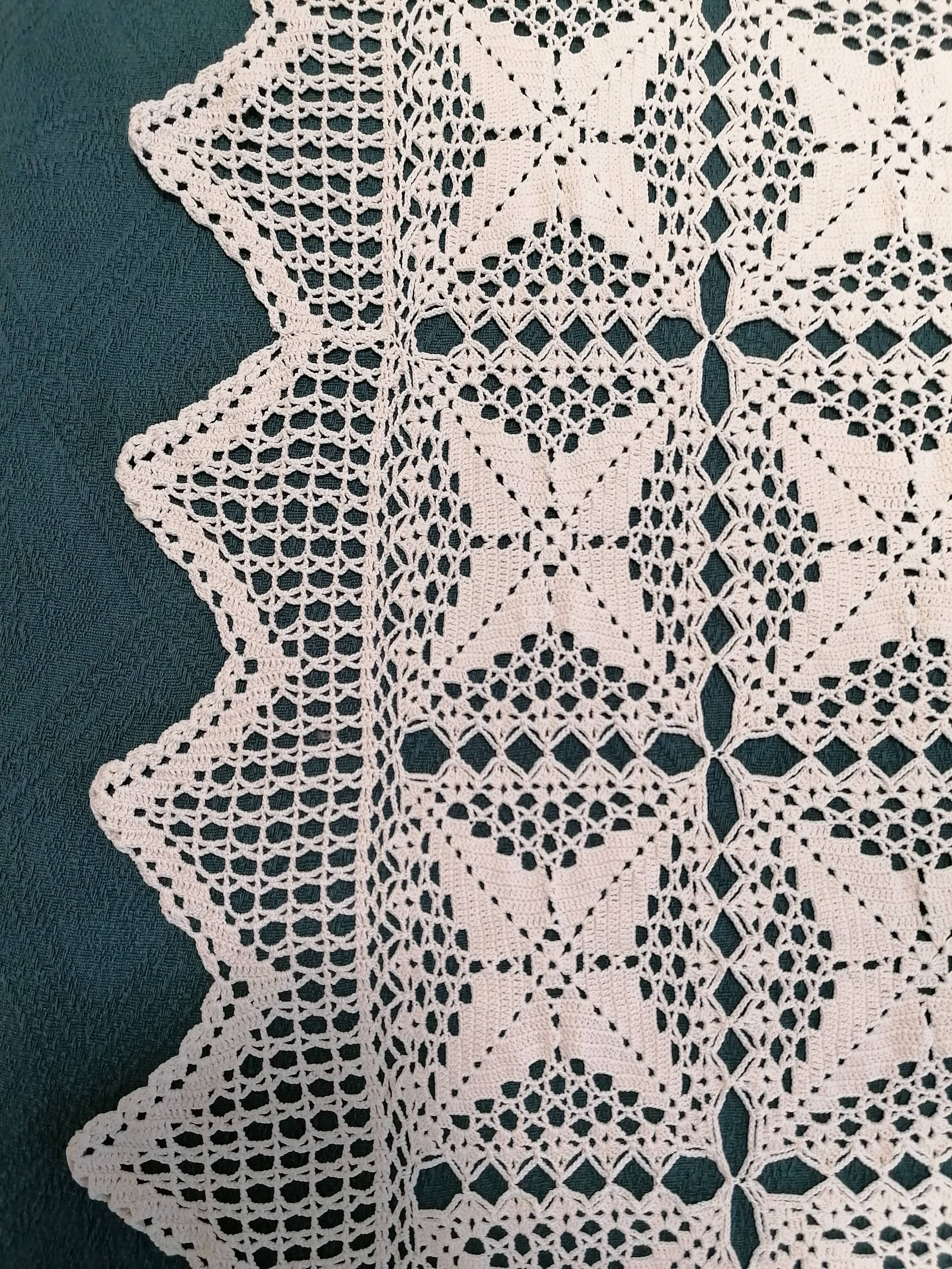 Granny crochet bedspread n°12