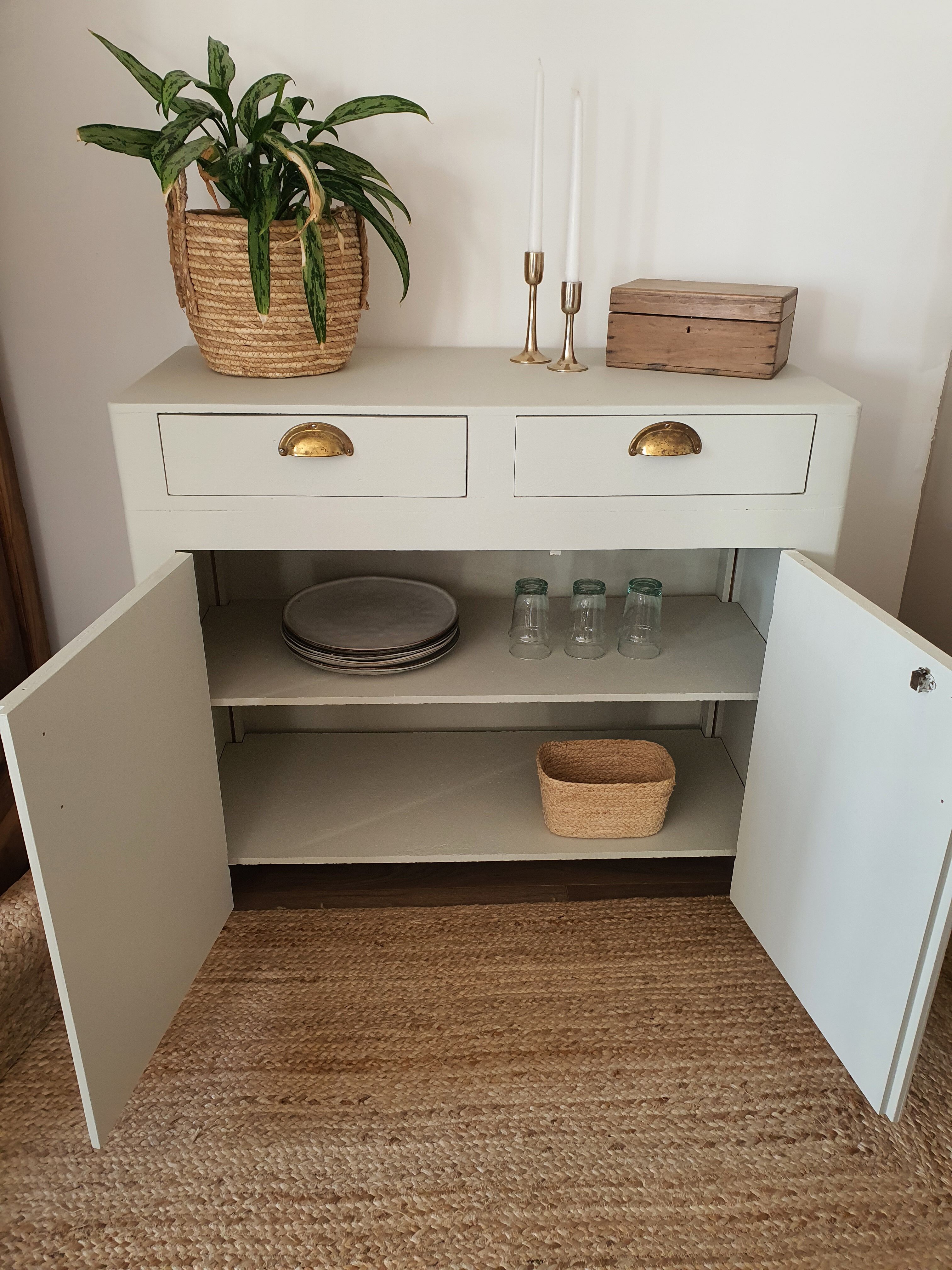 Vintage buffet