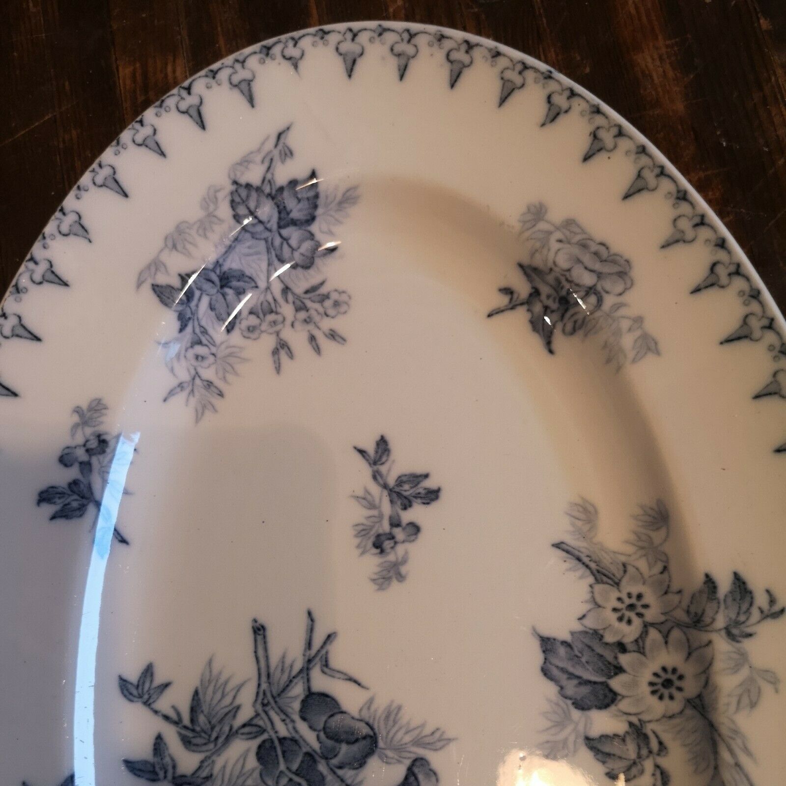 Oval dish Sarreguemines model Flora