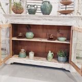 Buffe- vintage showcase