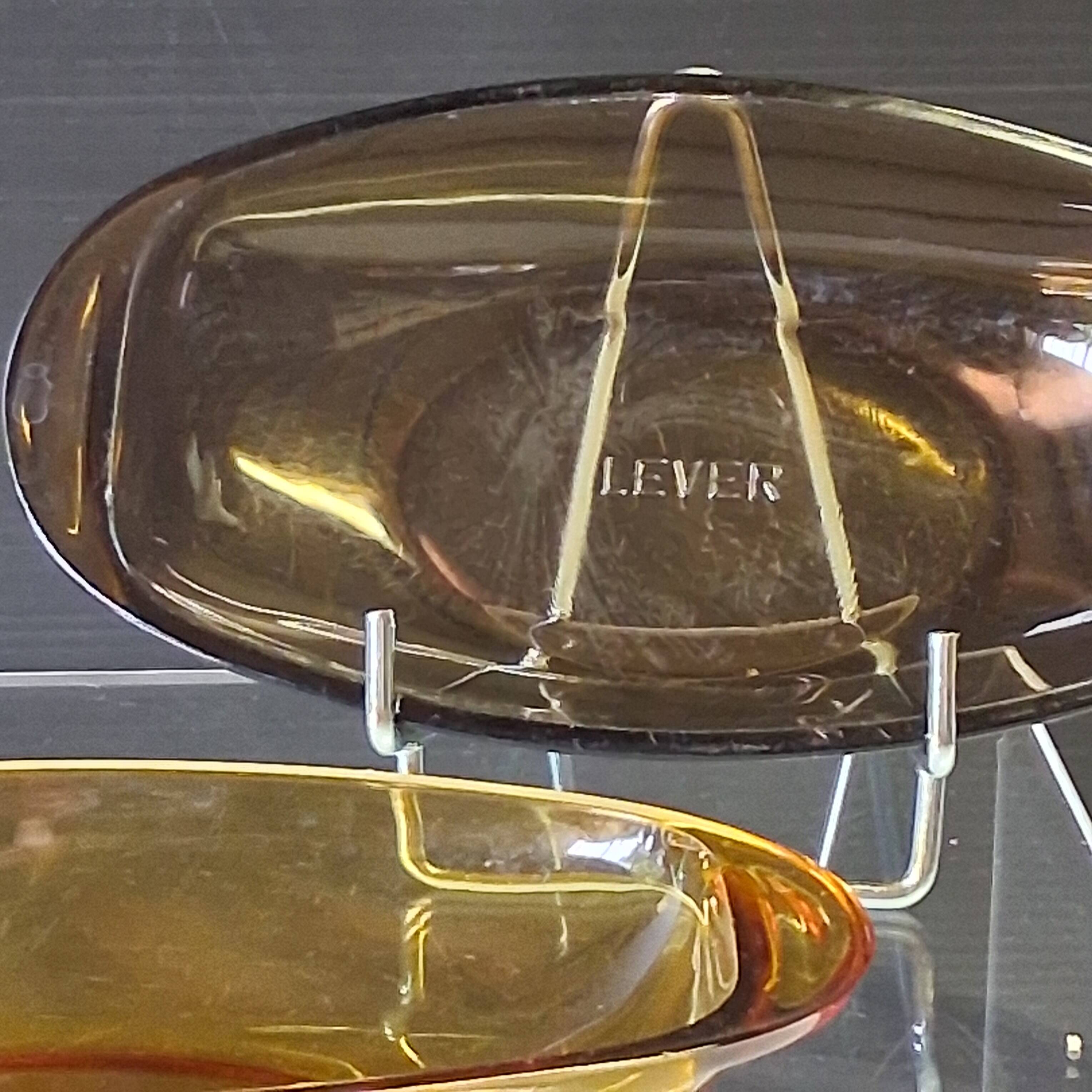 Set of 2 glass ear-handled dishes/ramekins from Lever in very good condition.