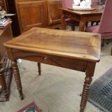 Desk Louis-Philippe in walnut nineteenth century