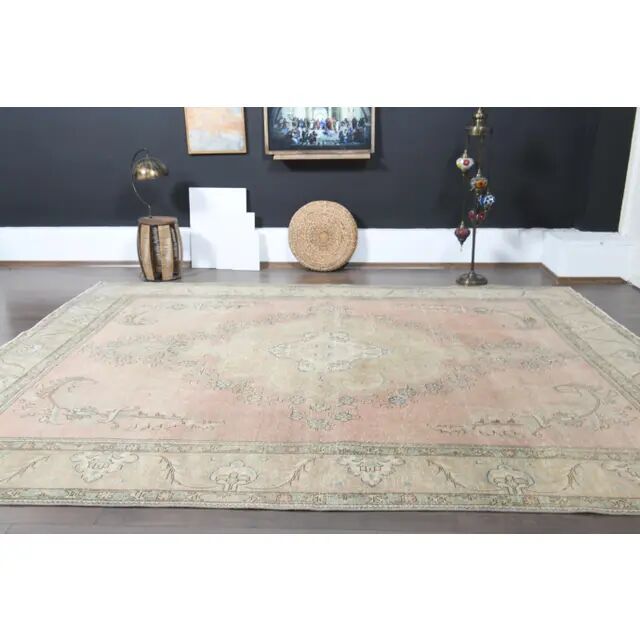 1970s Vintage Persian Handmade Wool Pink Area Rug 294x376