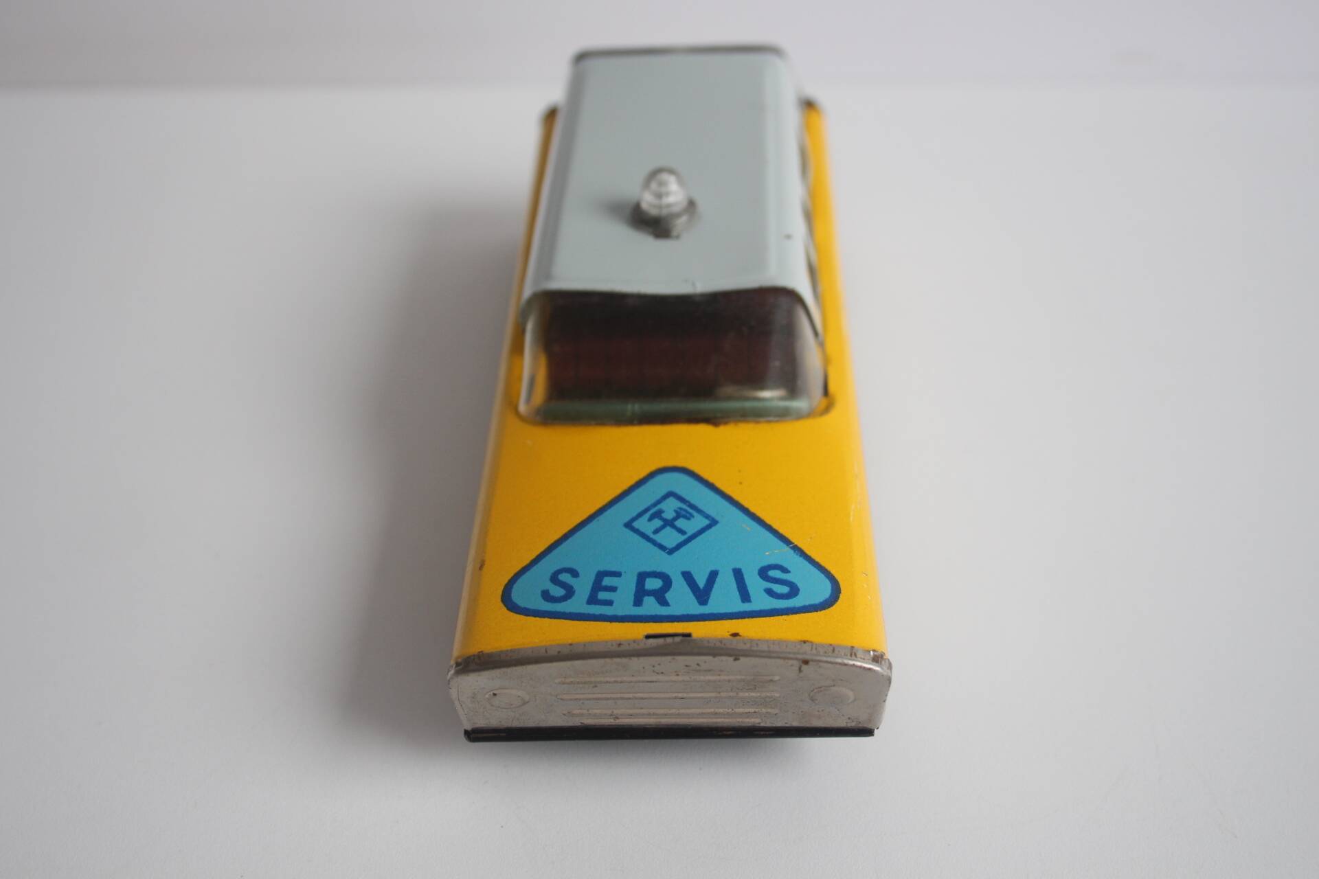Petite voiture en tôle, Tchécoslovaquie, années 1960