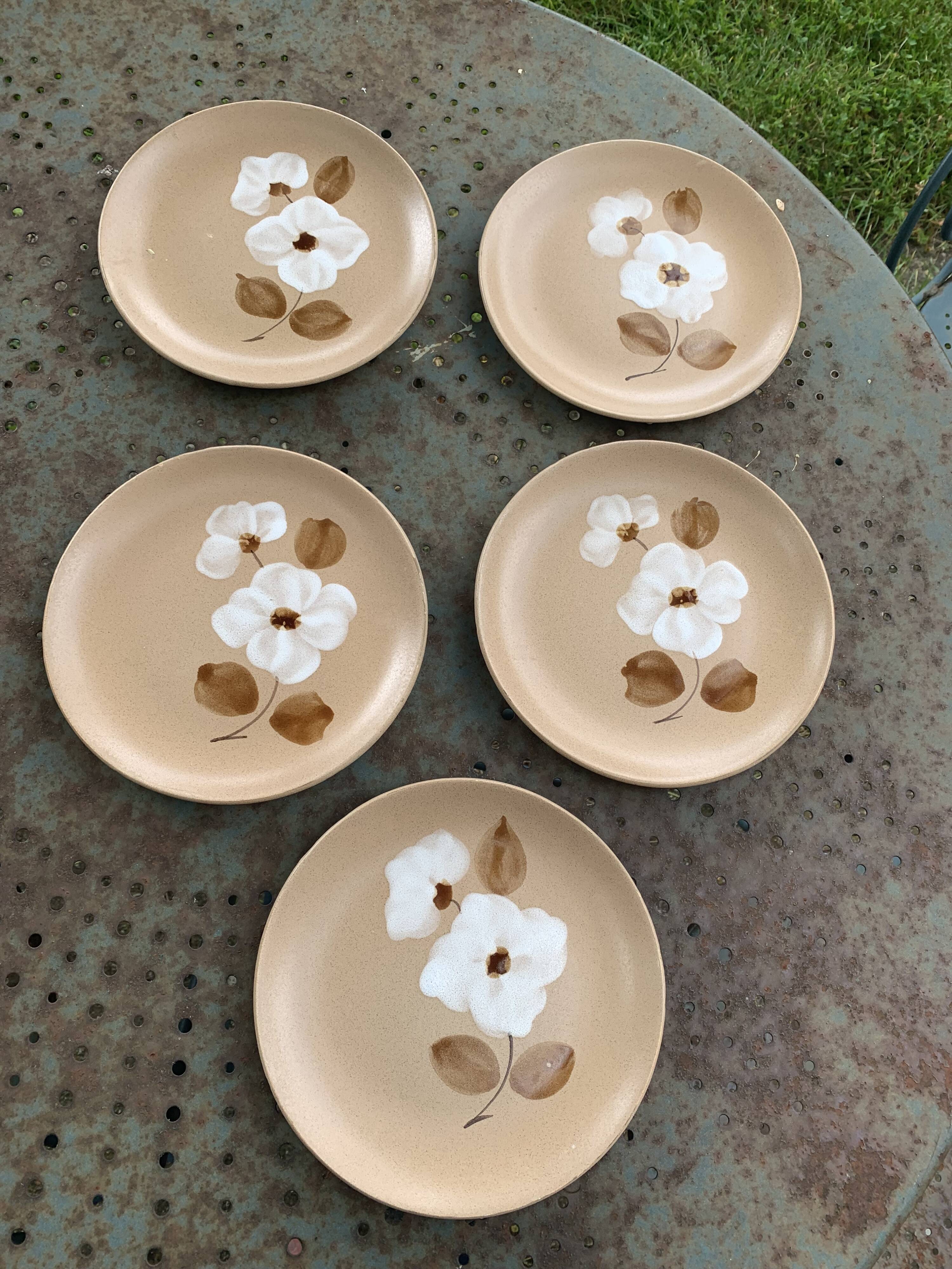 5 small stoneware dessert plates, handmade, moulin des loups, flower pattern, made in france