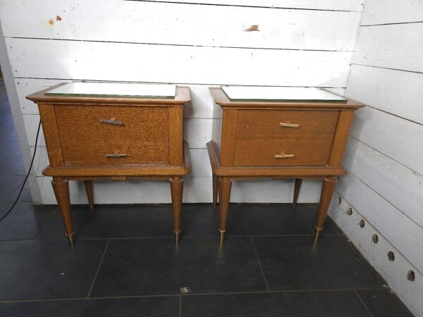 Paire de tables de chevet vintage en chêne et miroir