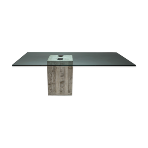 Table à manger en béton et verre