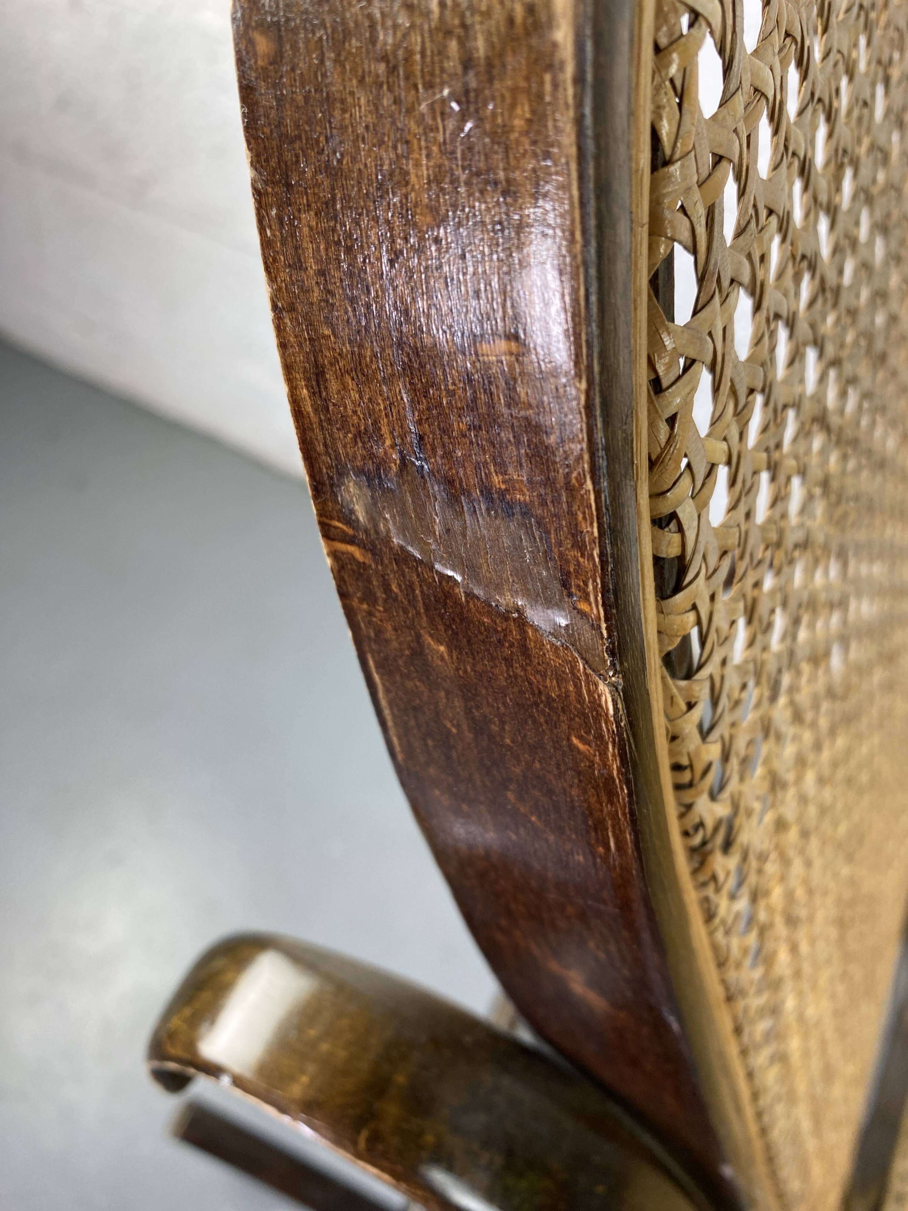 Rocking chair Chair in wood and Cannage from the 70s