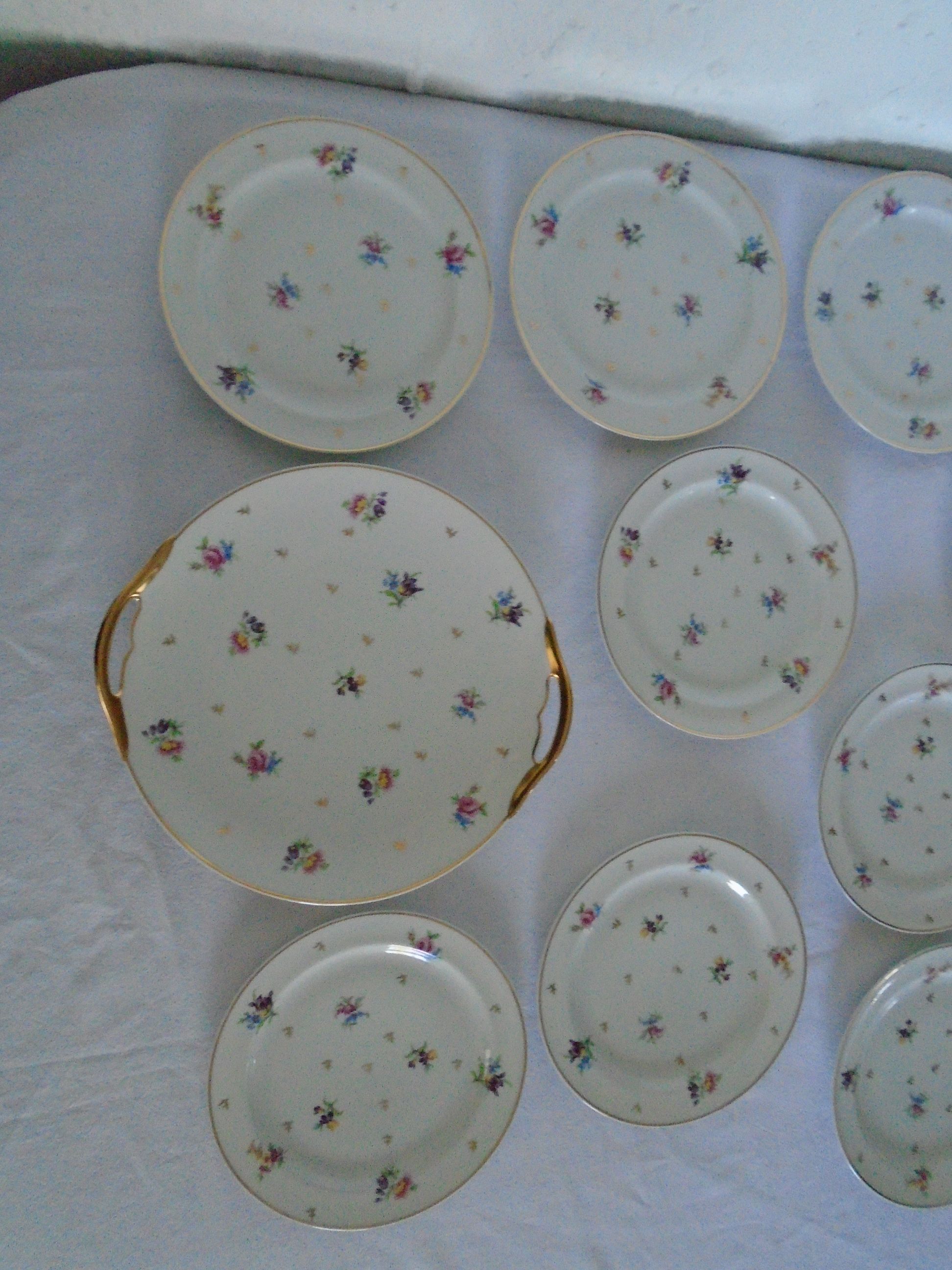 10 plates and 1 dessert dish porcelain desserts from Limoges small flowers
