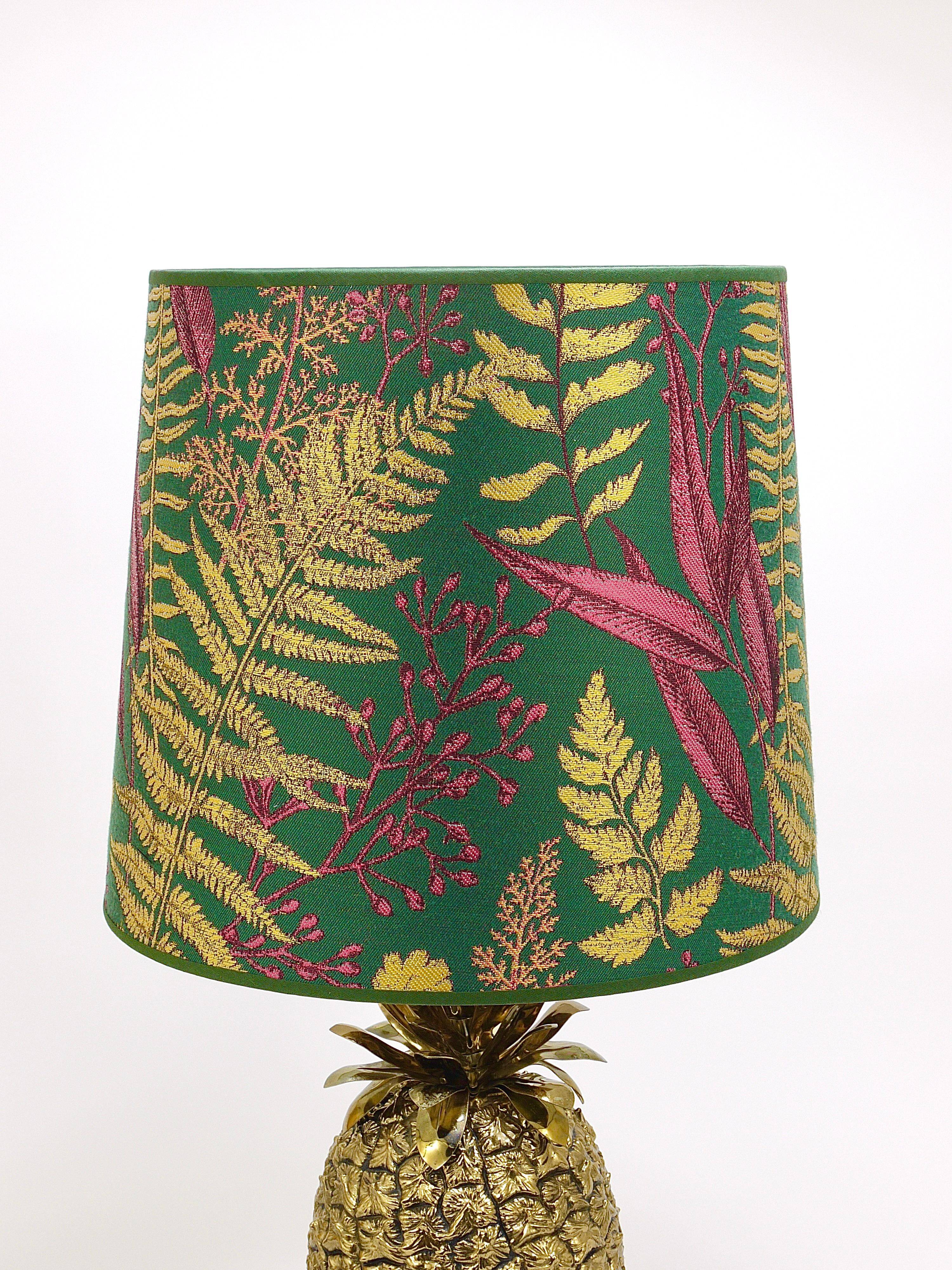 Hollywood Regency pineapple table lamp in brass by Mauro Manetti, Italy, 1970s.
