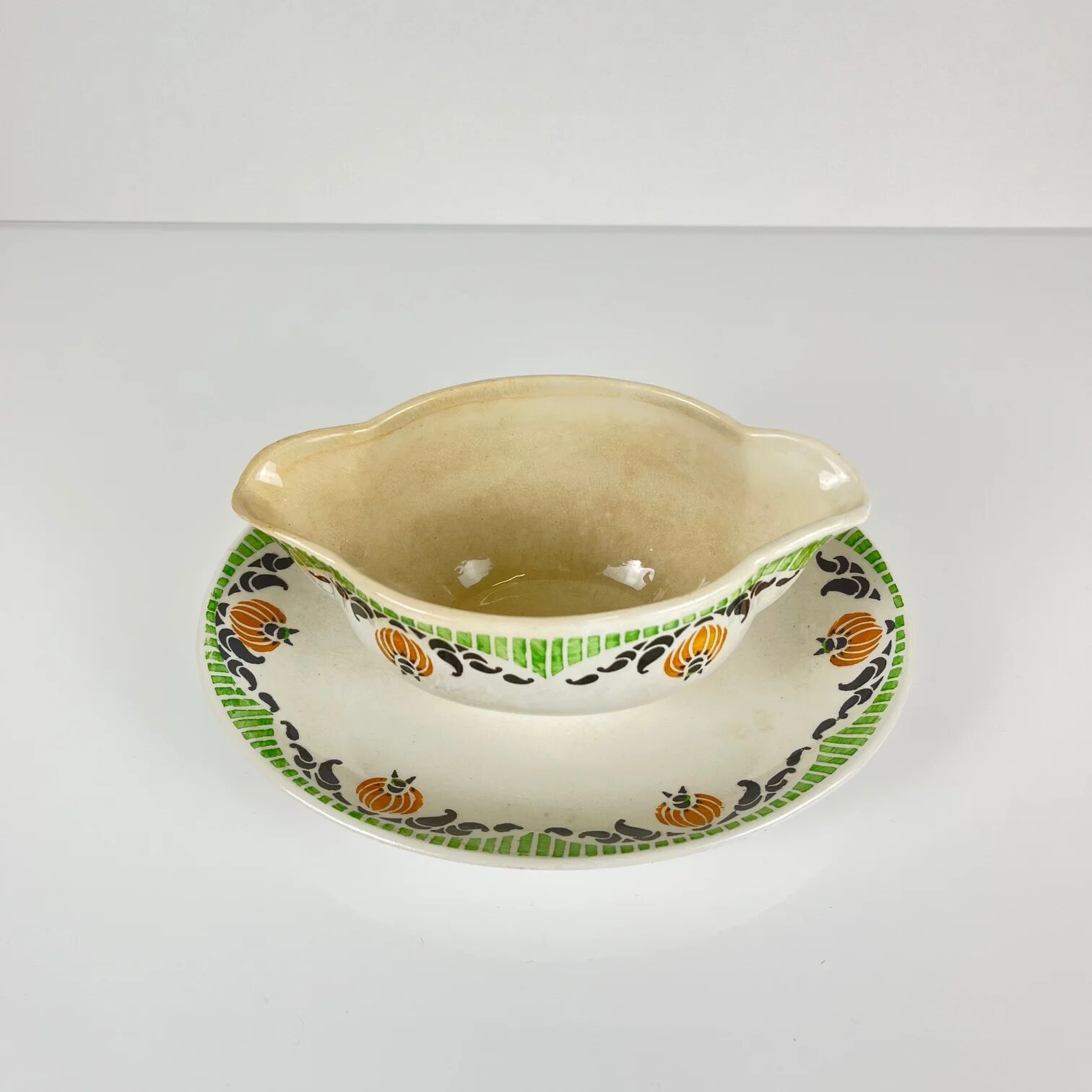 Sarreguemines "Maroussia" gravy boat, early 20th century