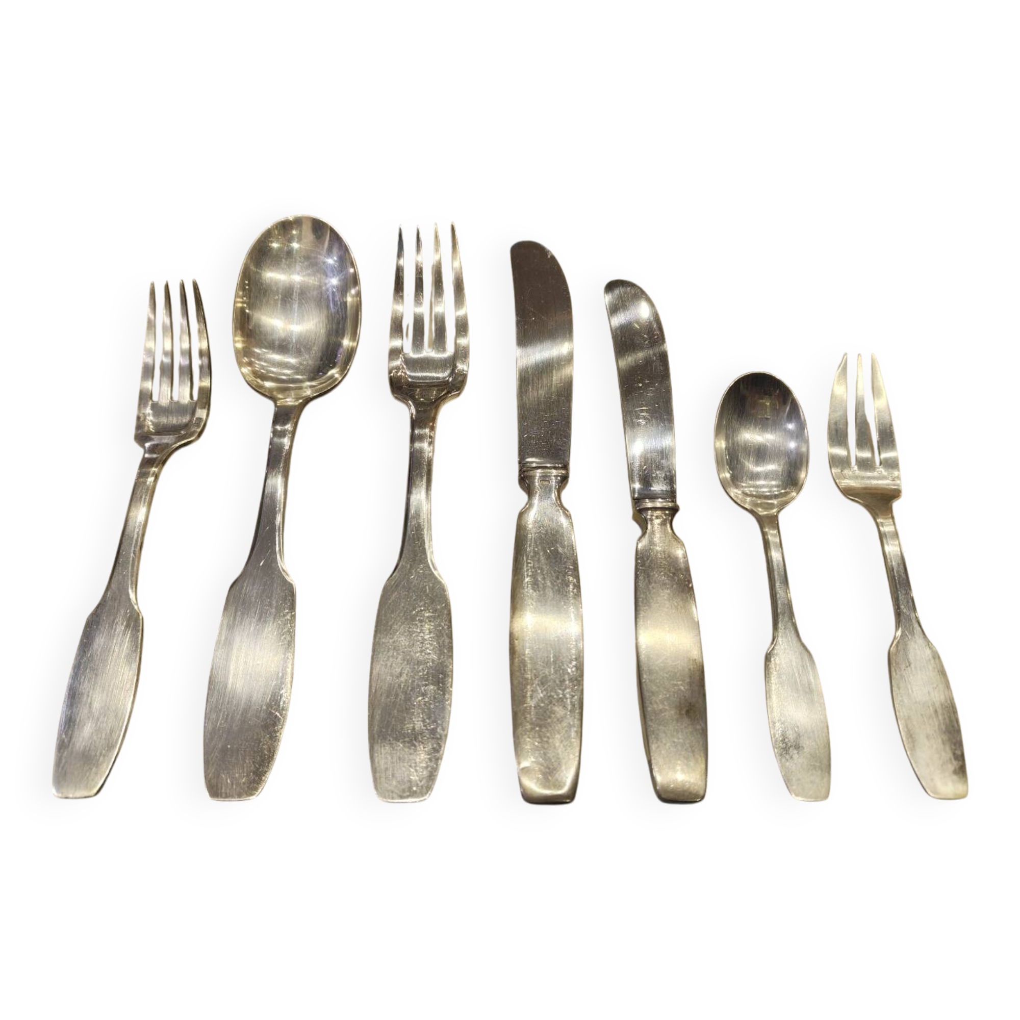 Service 84 piece by the Master Goldsmith Ravinet d'Enfer, model "President"