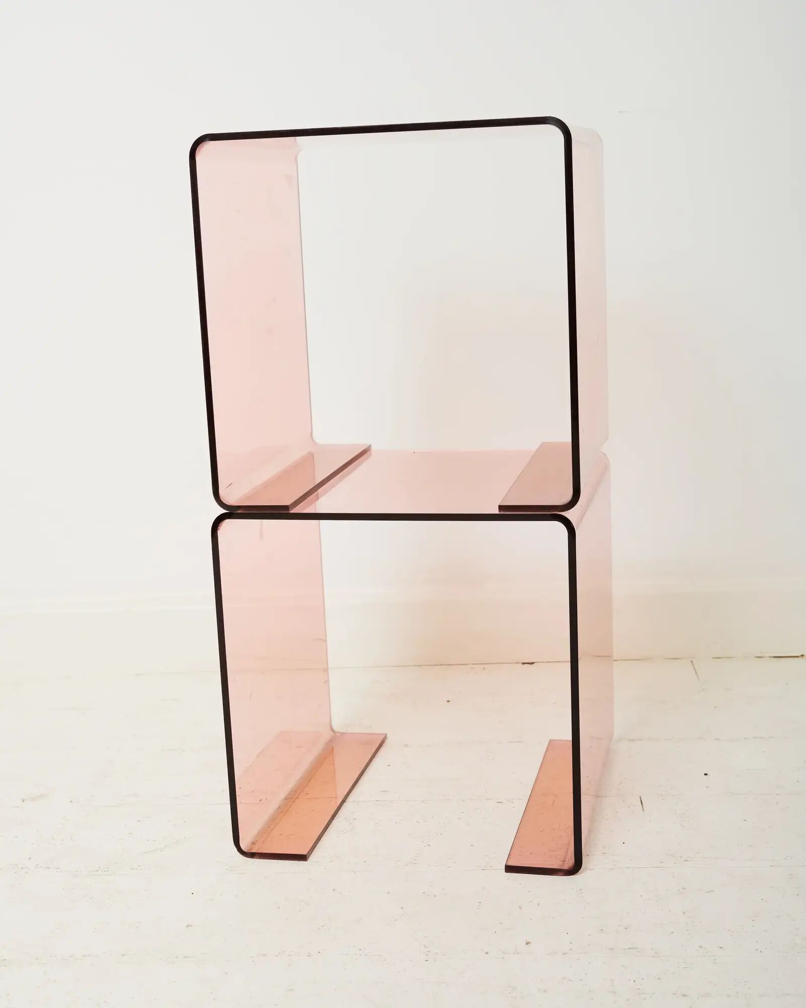 Pair of pink side tables, designed by Roche Bobois, 1970s.