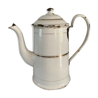 Old enamelled sheet coffee maker